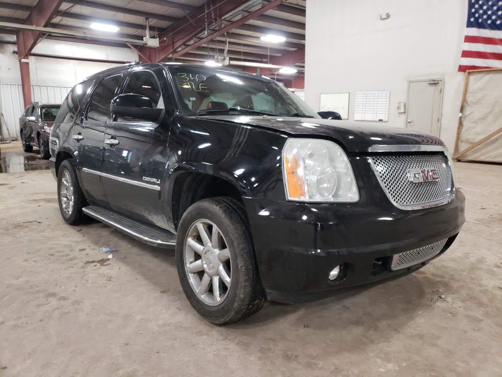 GMC YUKON DENA 2011 1gks2eef0br104858