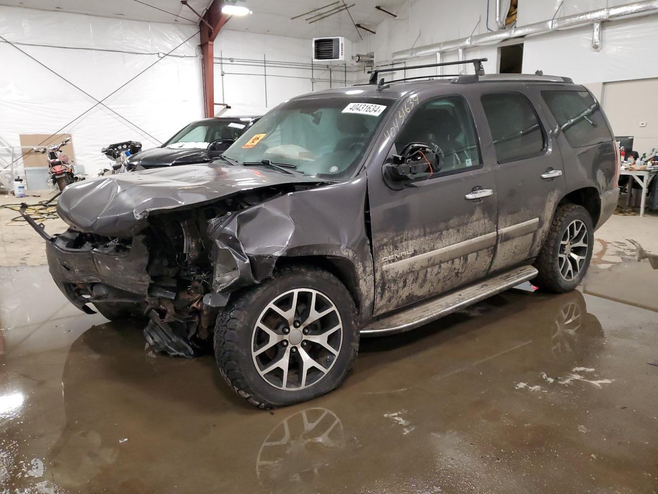 GMC YUKON 2011 1gks2eef2br228131