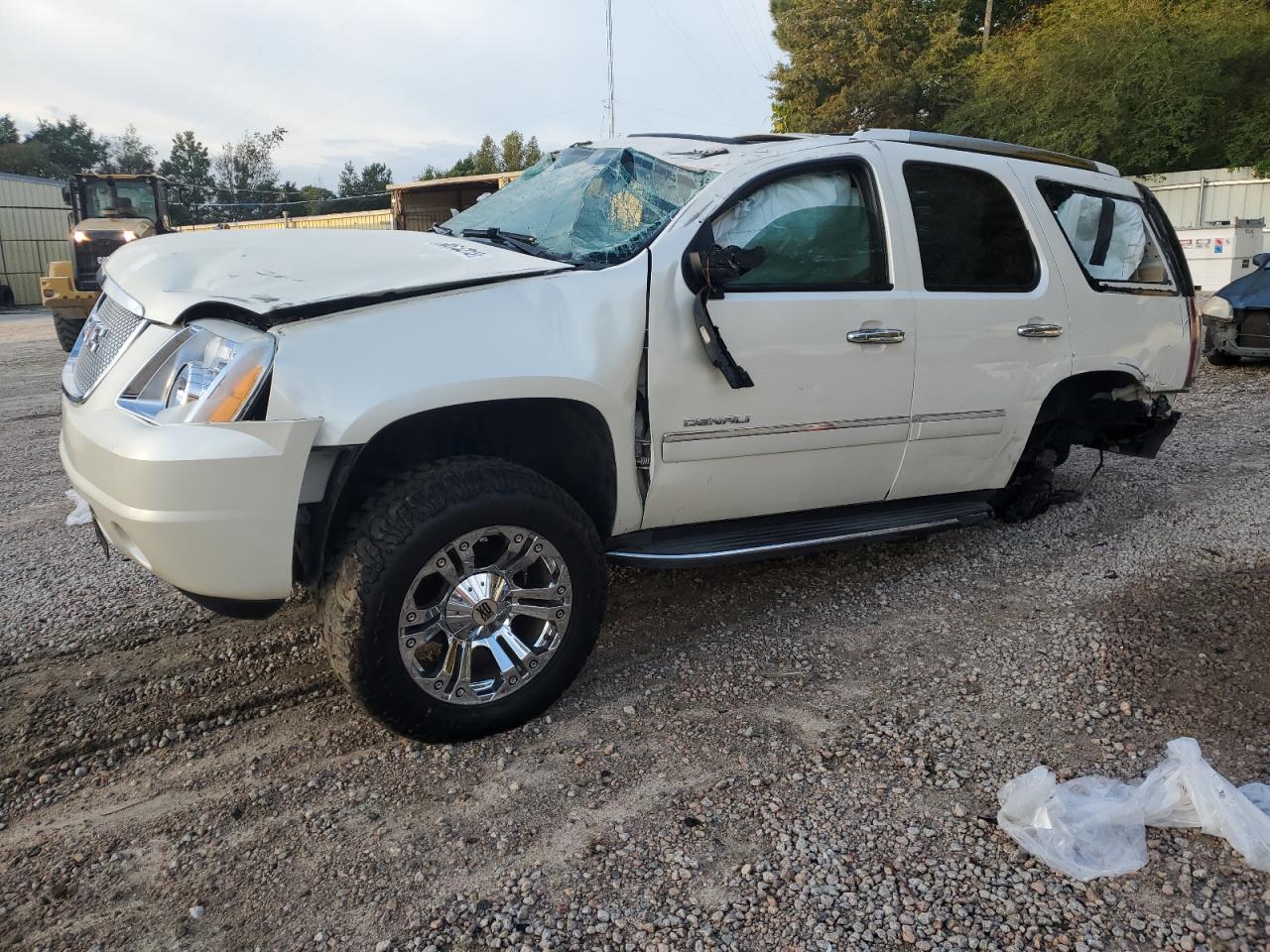 GMC YUKON 2011 1gks2eef3br187959