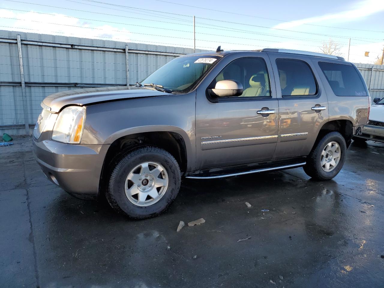 GMC YUKON 2011 1gks2eef7br122449