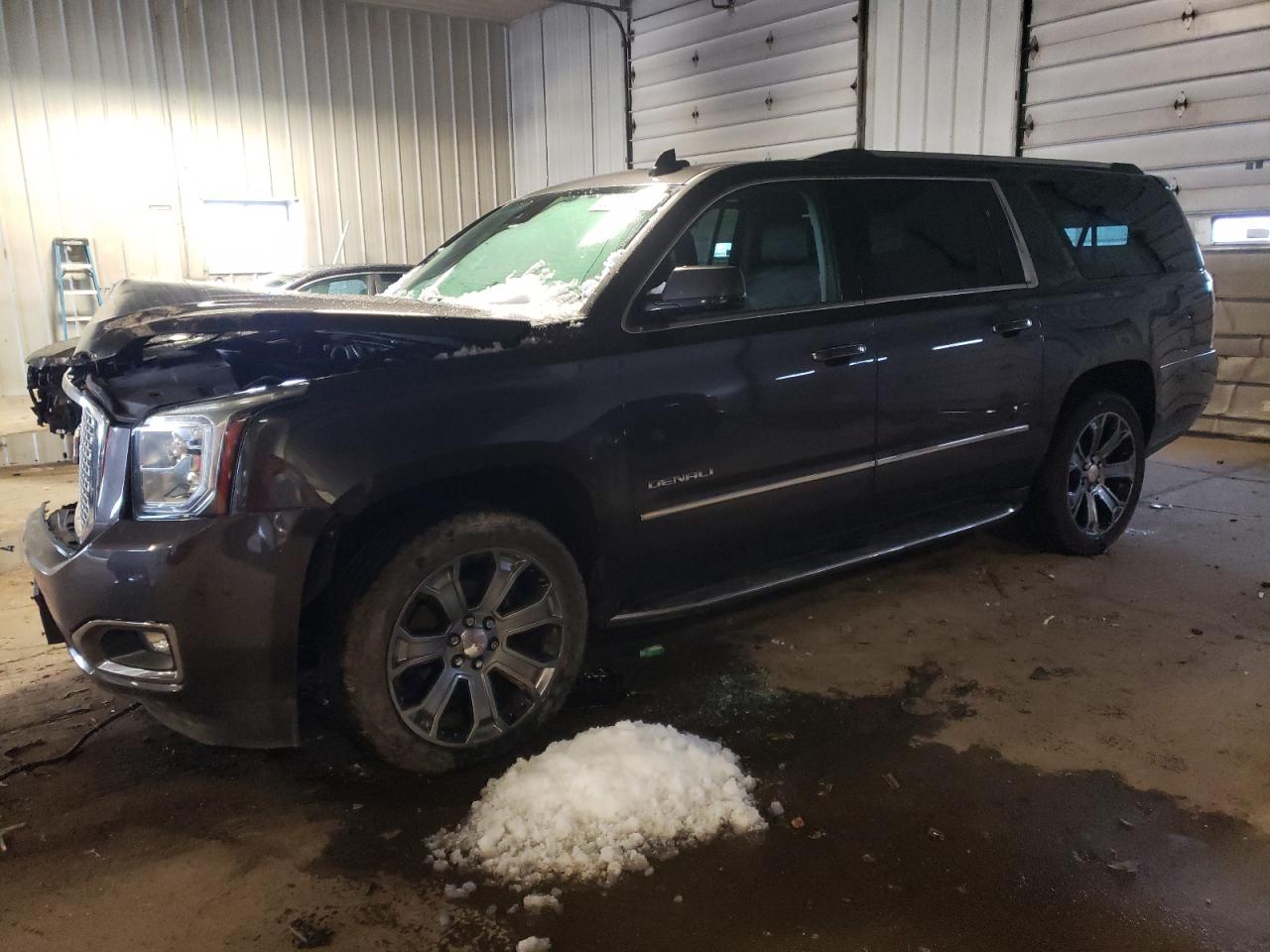 GMC YUKON 2017 1gks2hkj8hr141725