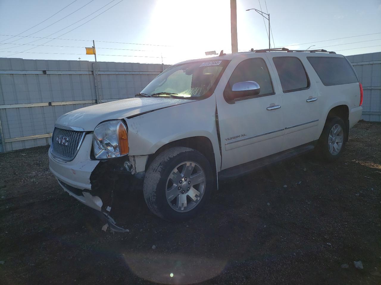 GMC YUKON 2014 1gks2ke75er144364