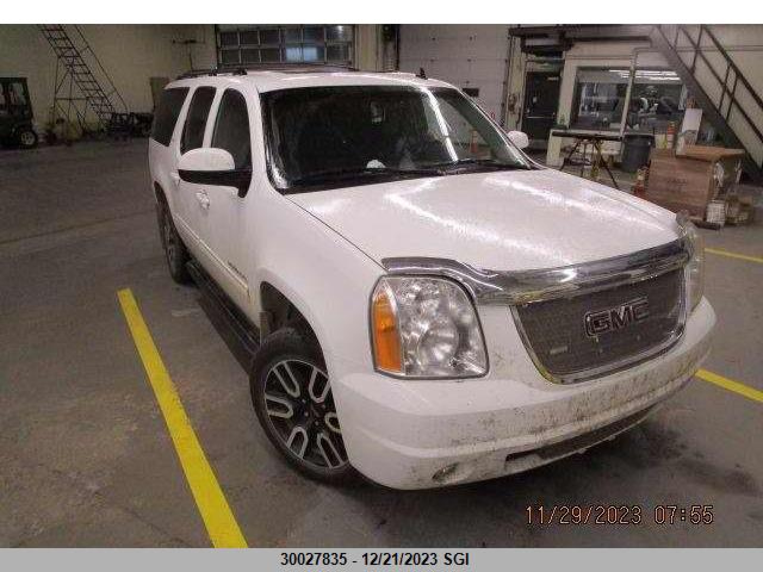 GMC YUKON 2013 1gks2le78dr206067