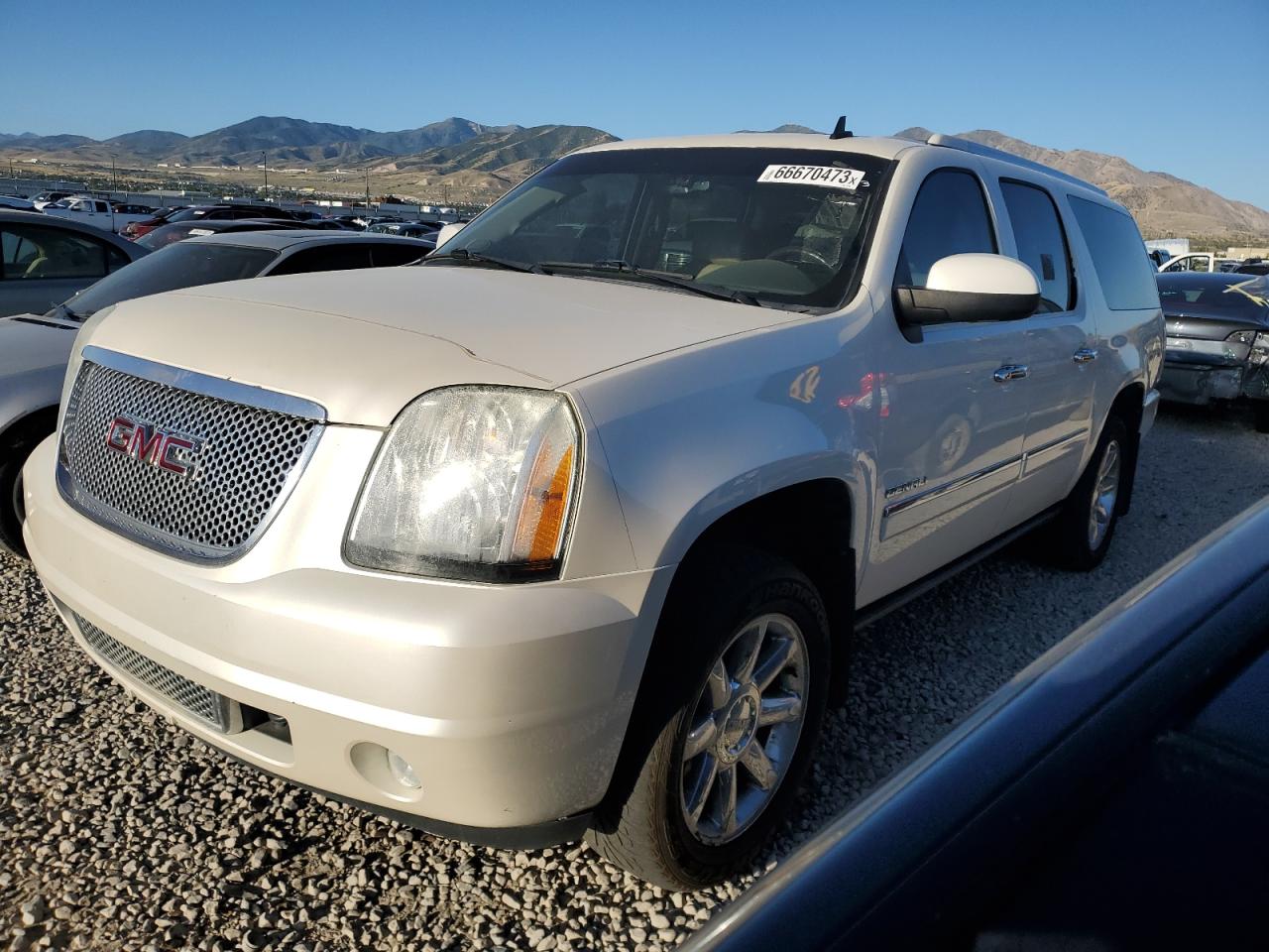 GMC YUKON 2012 1gks2mef0cr271796