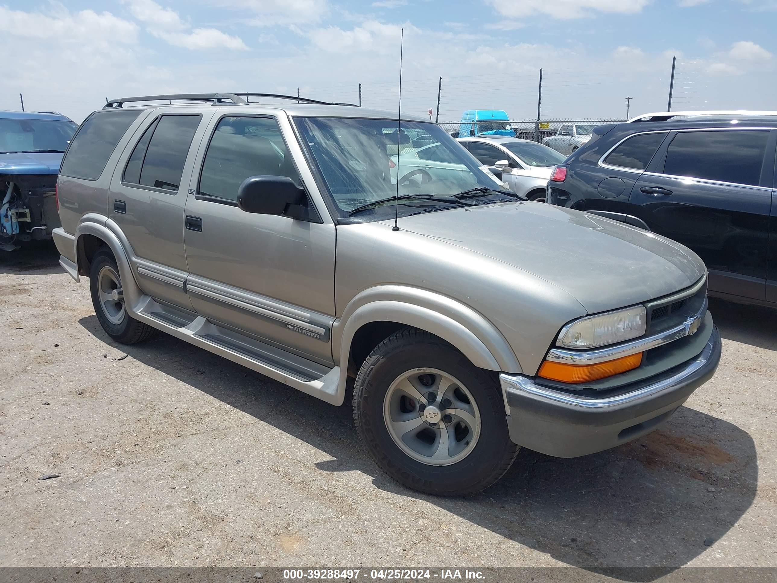 CHEVROLET BLAZER 2000 1gncs13w0y2164949