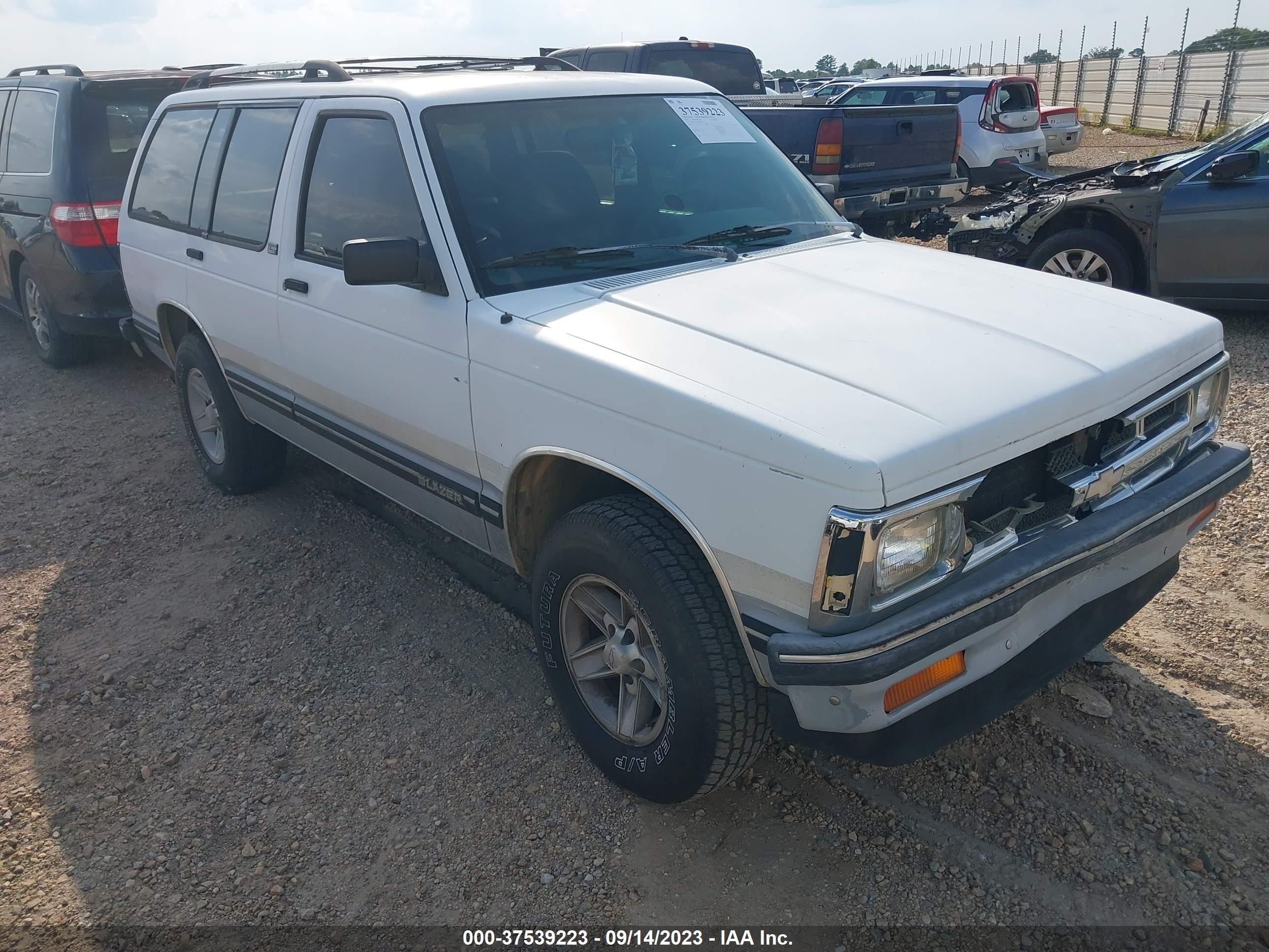 CHEVROLET BLAZER 1994 1gncs13w5r2149798