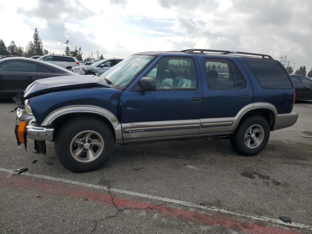 CHEVROLET BLAZER 2000 1gncs13w5y2170973