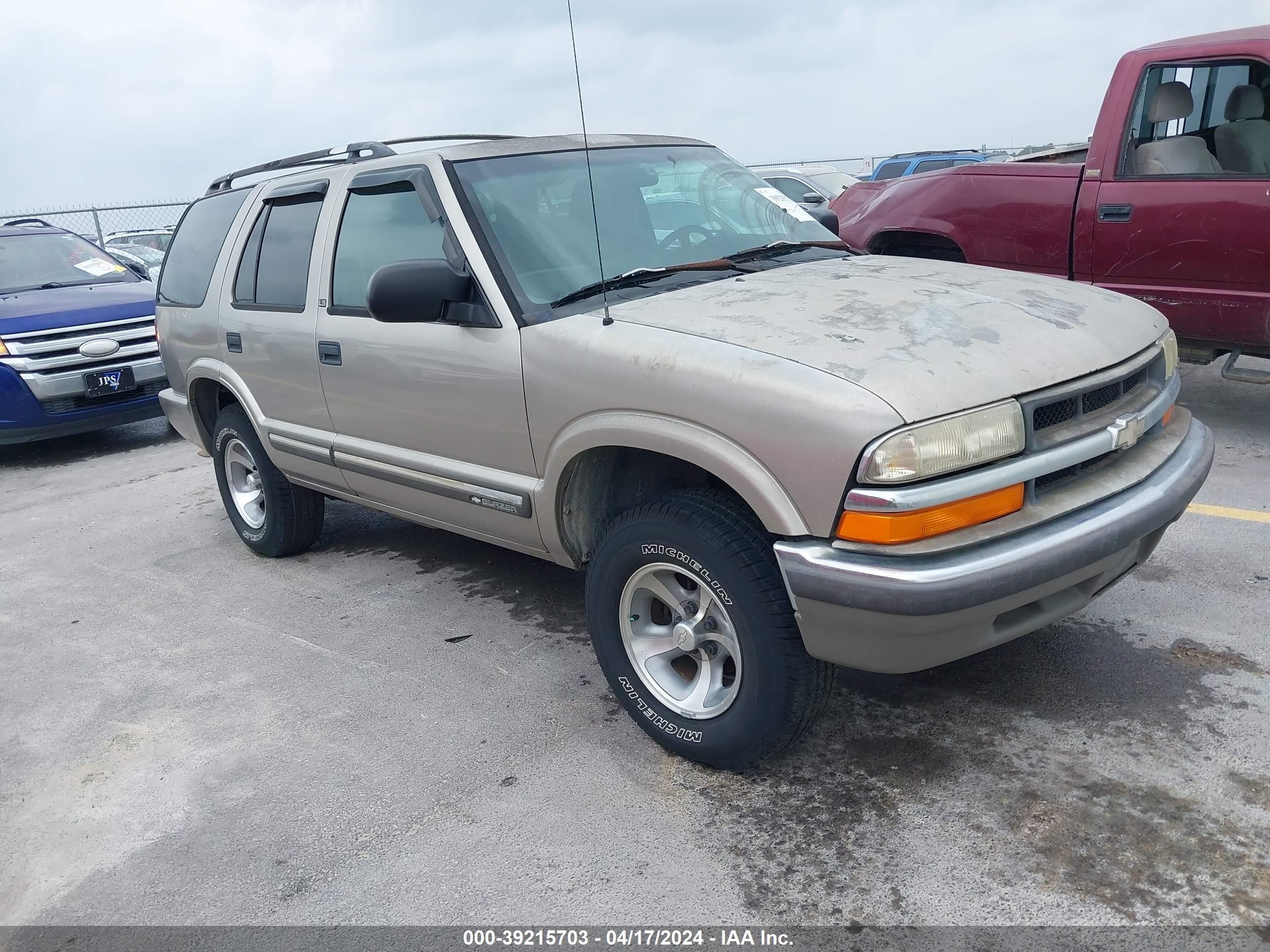 CHEVROLET BLAZER 2000 1gncs13w7yk277703