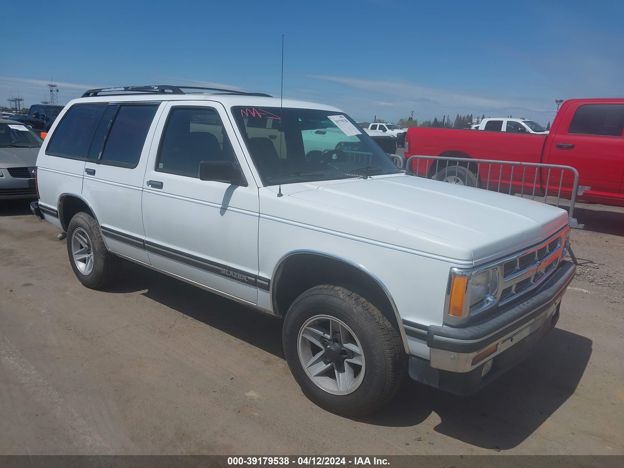 CHEVROLET BLAZER 1994 1gncs13w8r2115757