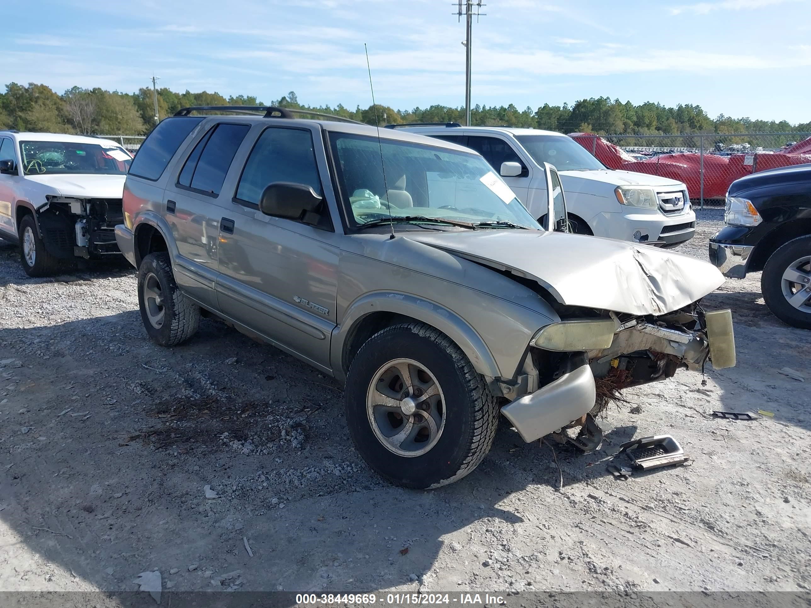 CHEVROLET BLAZER 2004 1gncs13x54k105690