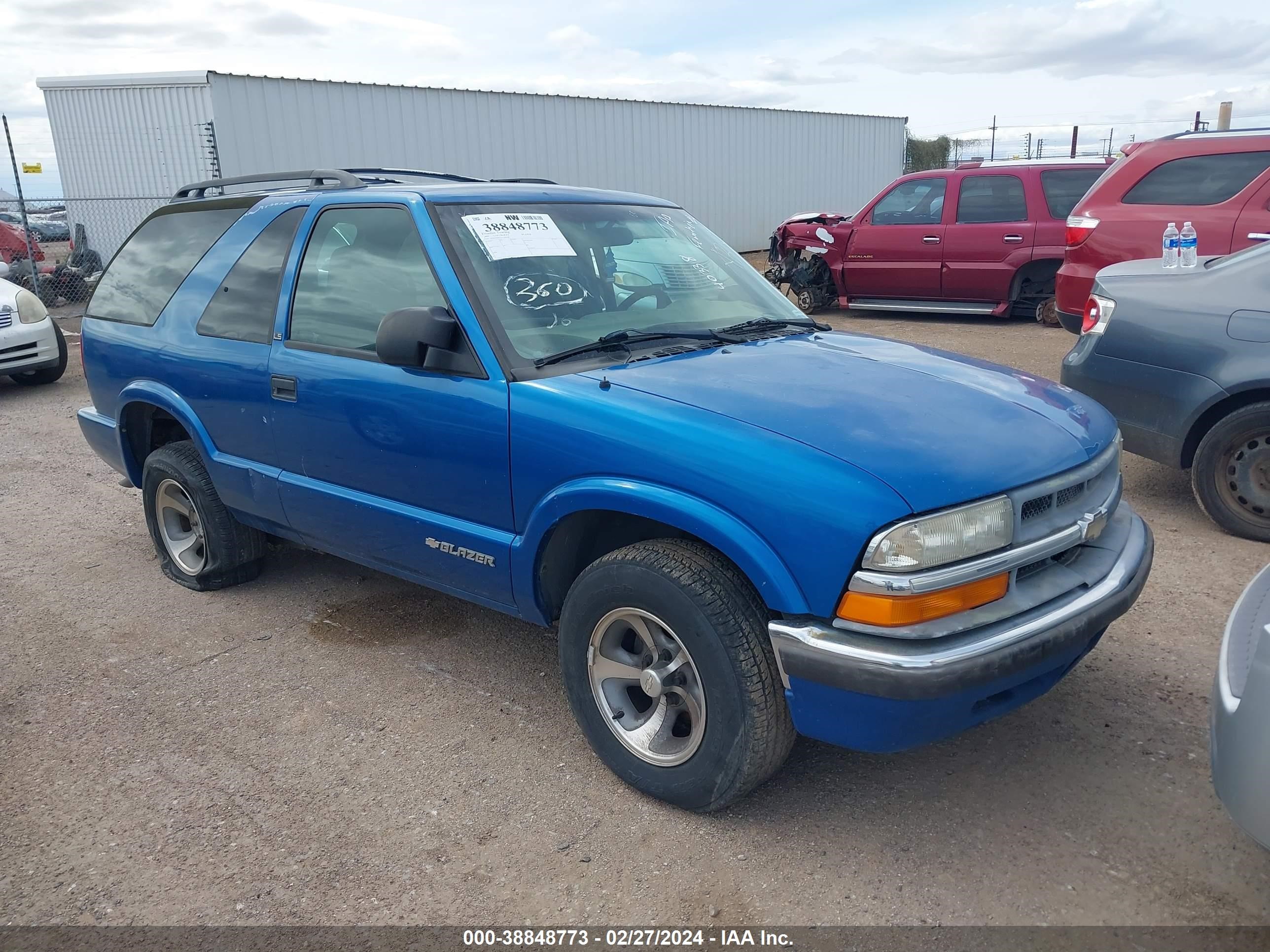 CHEVROLET BLAZER 2000 1gncs18w2yk269548