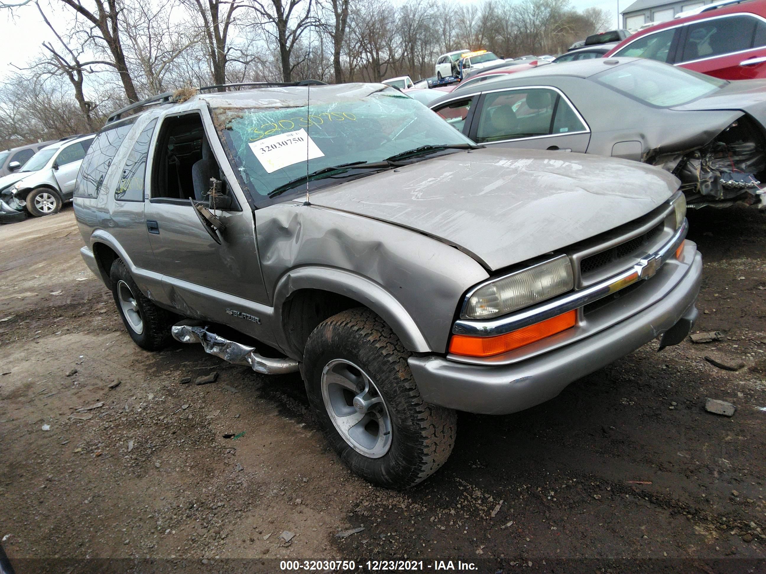 CHEVROLET BLAZER 1999 1gncs18w4xk218955