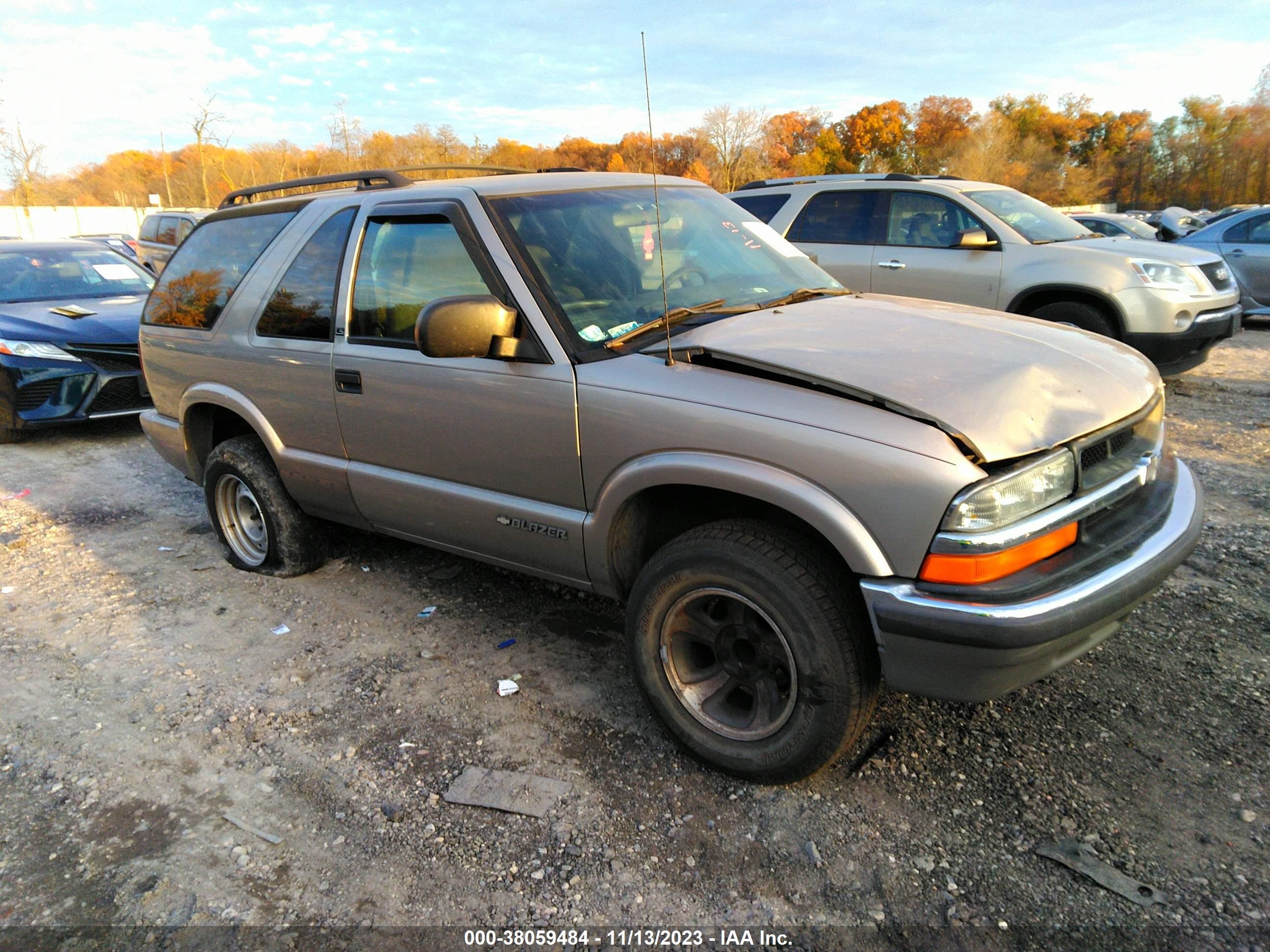 CHEVROLET BLAZER 2001 1gncs18w51k193507