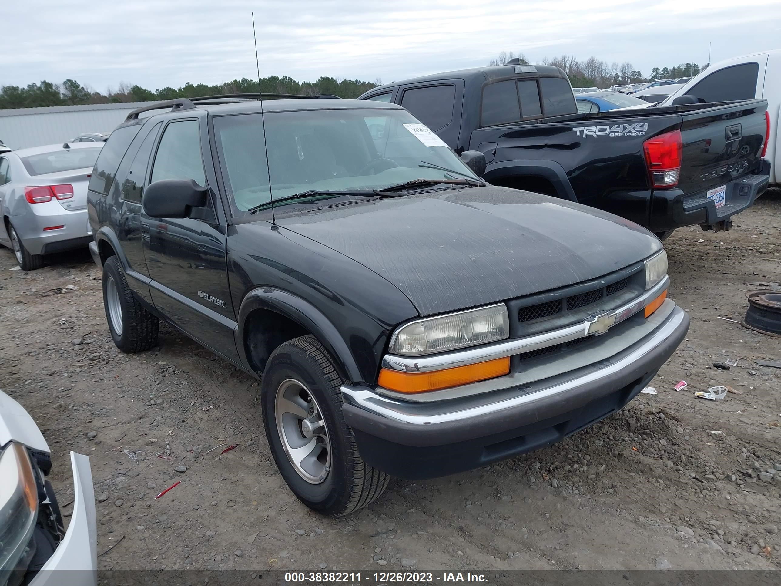 CHEVROLET BLAZER 2000 1gncs18wxyk191472