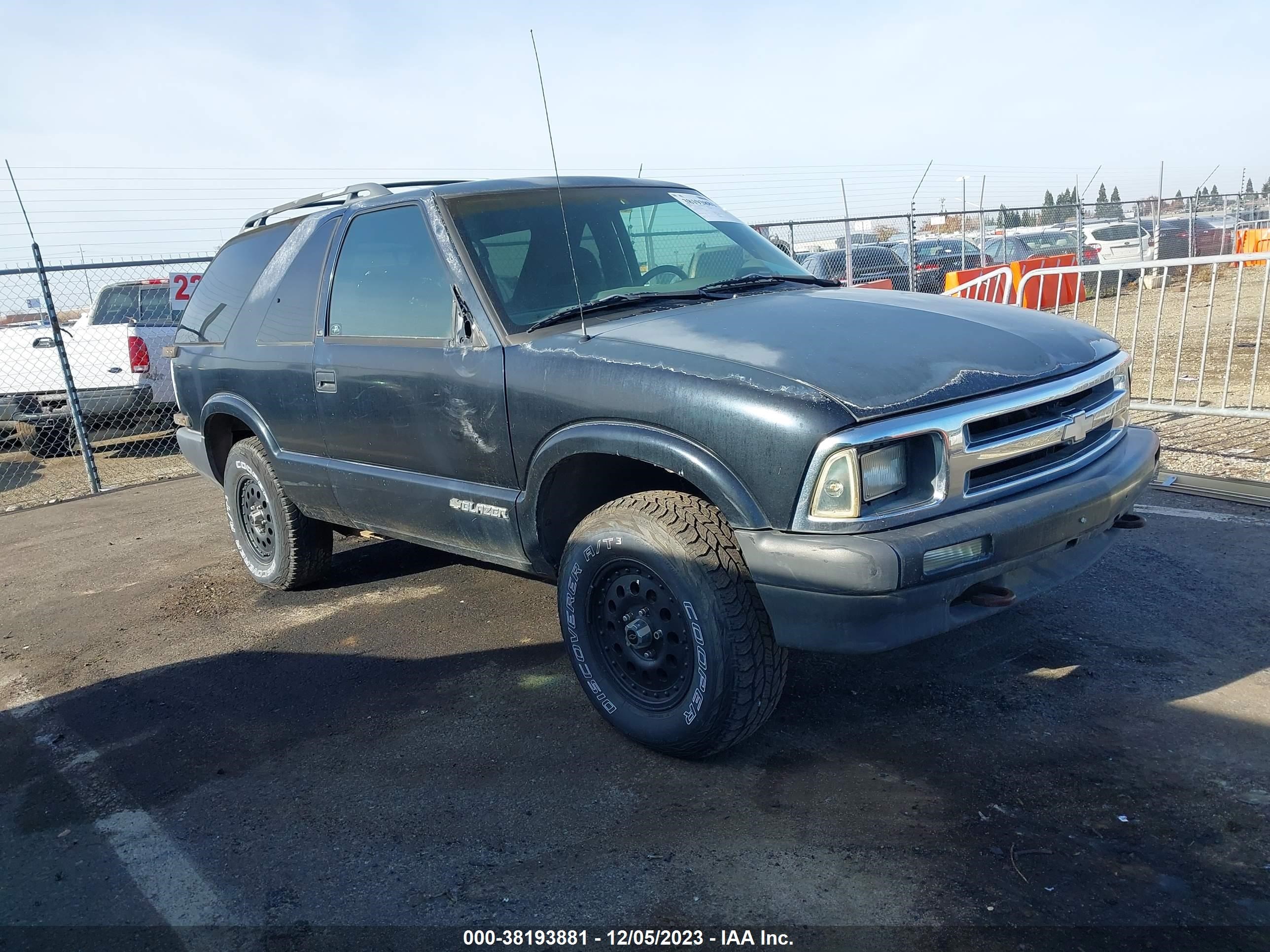 CHEVROLET BLAZER 1997 1gnct18w6vk158638