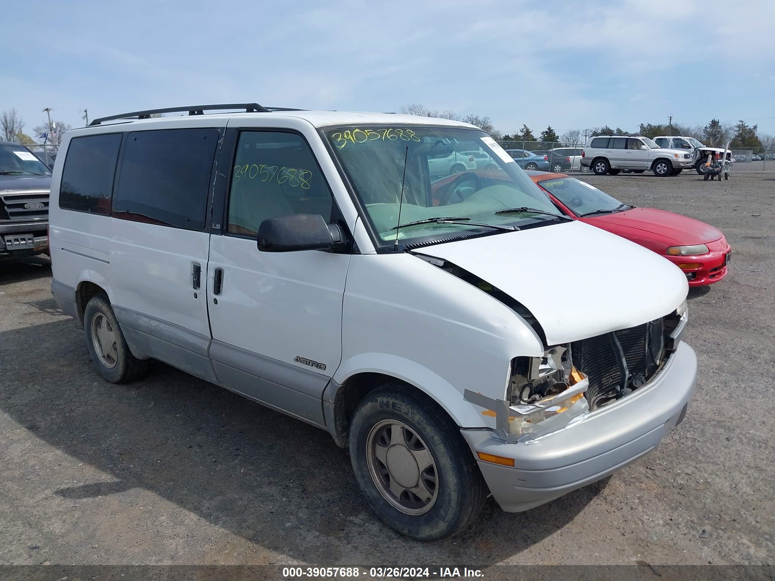 CHEVROLET ASTRO 1998 1gndm19w3wb154533