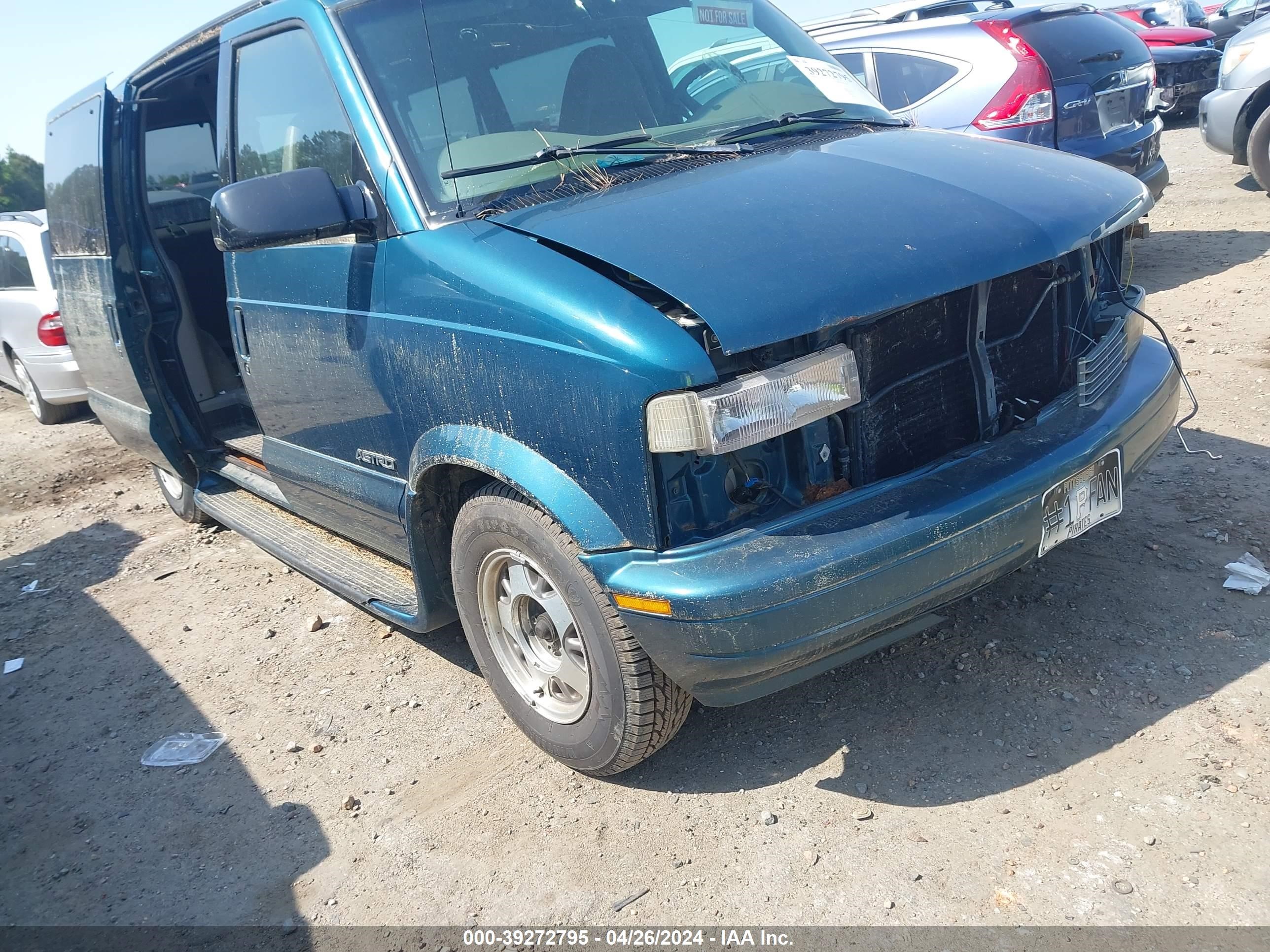 CHEVROLET ASTRO 2000 1gndm19wxyb158632