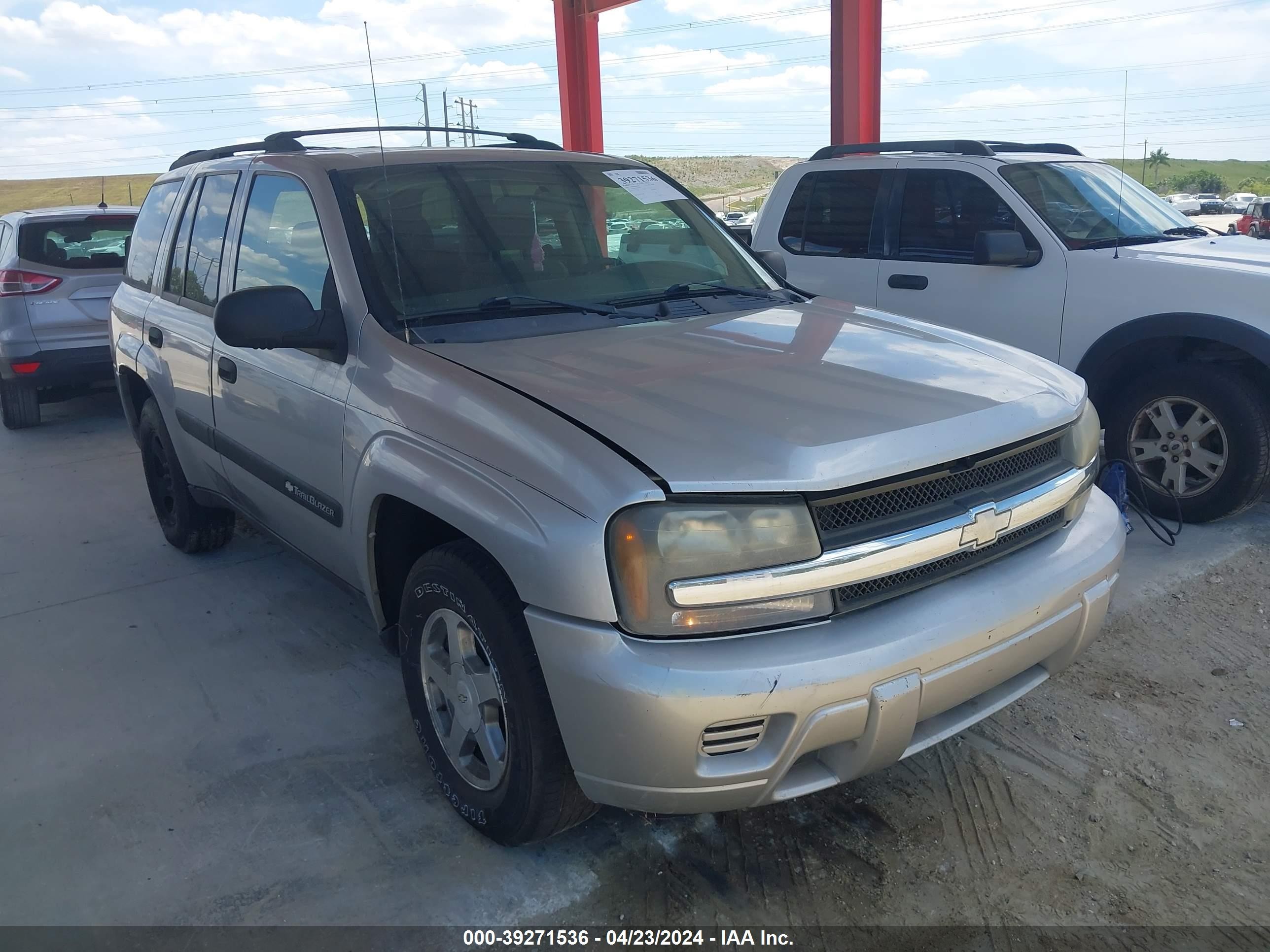 CHEVROLET TRAILBLAZER 2004 1gnds13s242325796