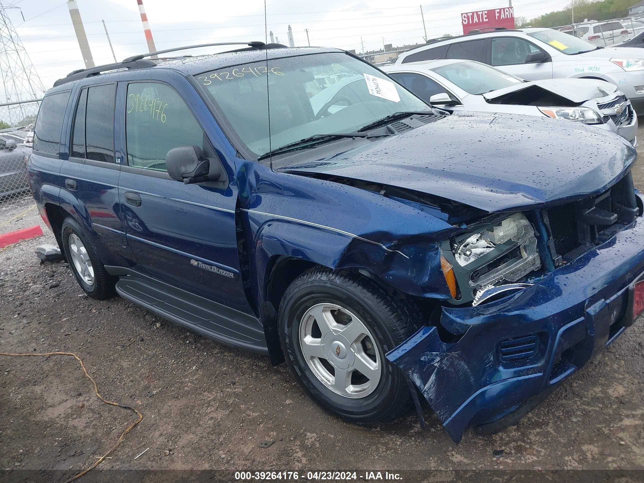 CHEVROLET TRAILBLAZER 2002 1gnds13s422399931