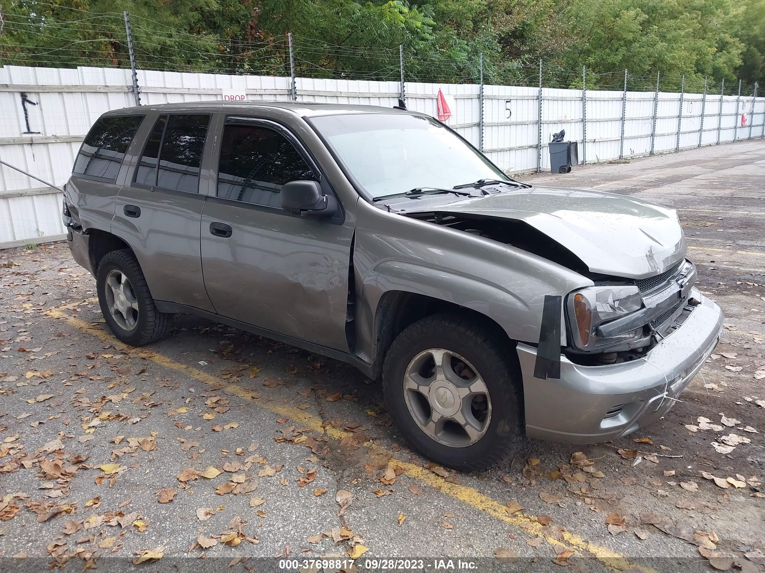 CHEVROLET TRAILBLAZER 2007 1gndt13s272242340