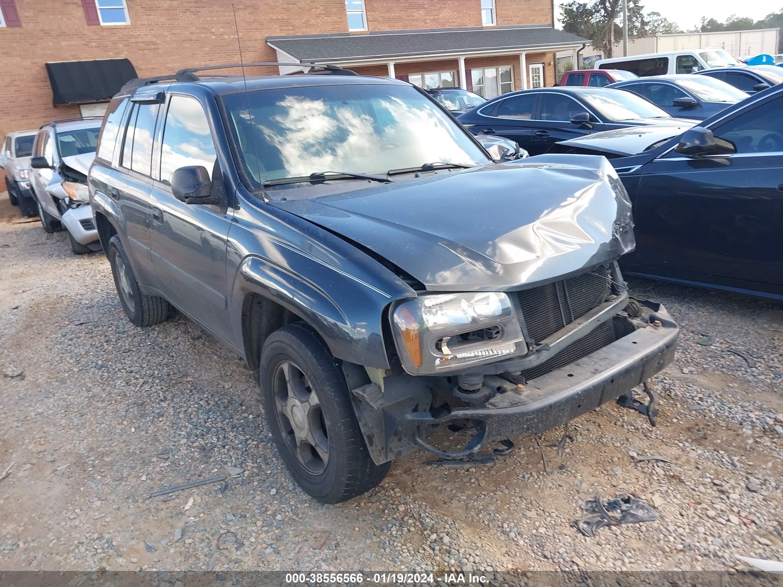 CHEVROLET TRAILBLAZER 2005 1gndt13s752354631