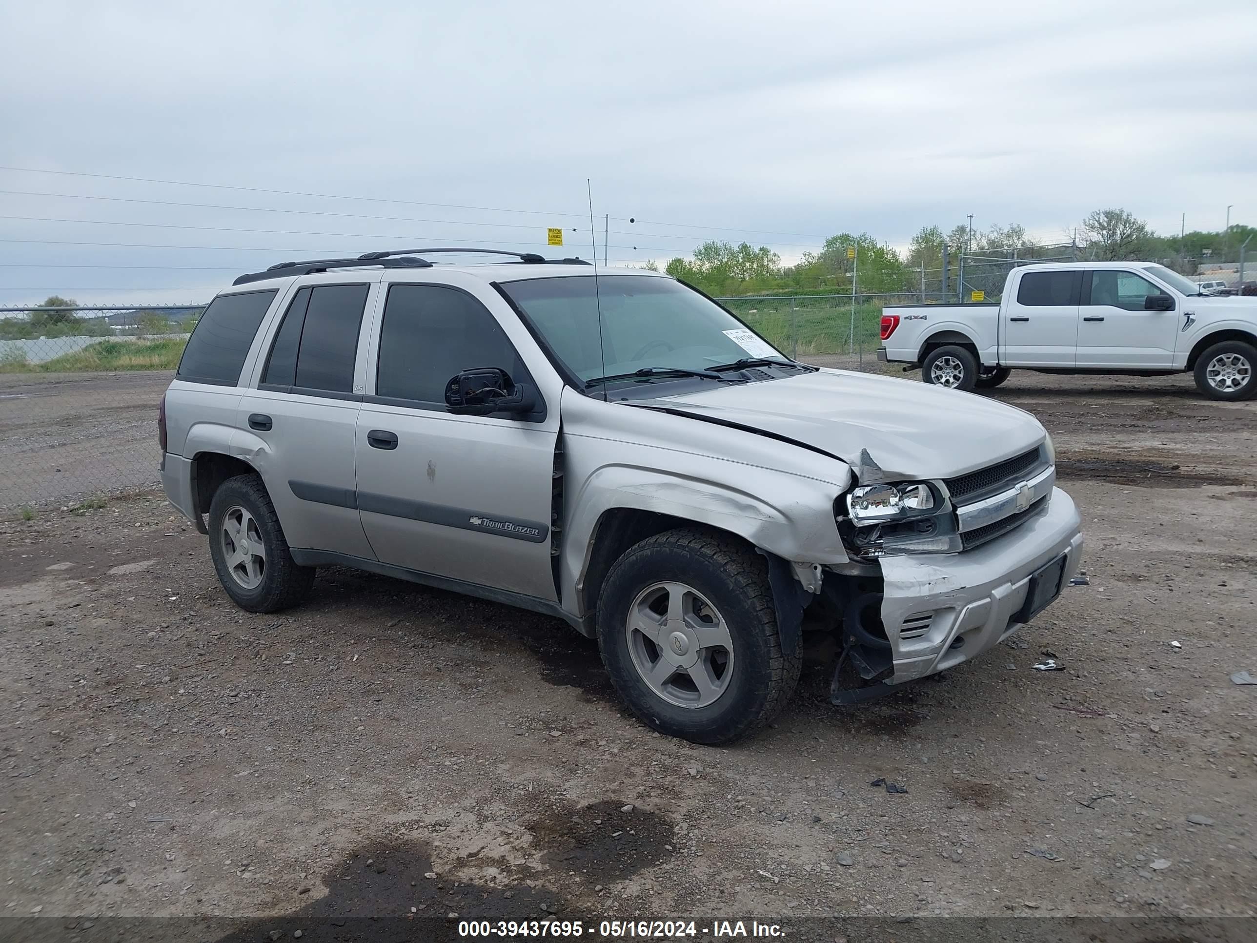 CHEVROLET TRAILBLAZER 2004 1gndt13s842440528