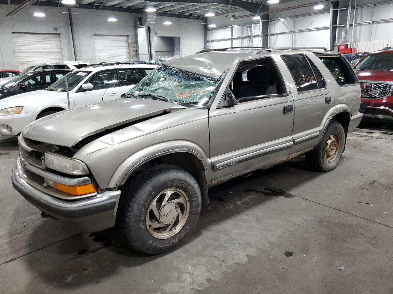 CHEVROLET BLAZER 2000 1gndt13w0y2233463