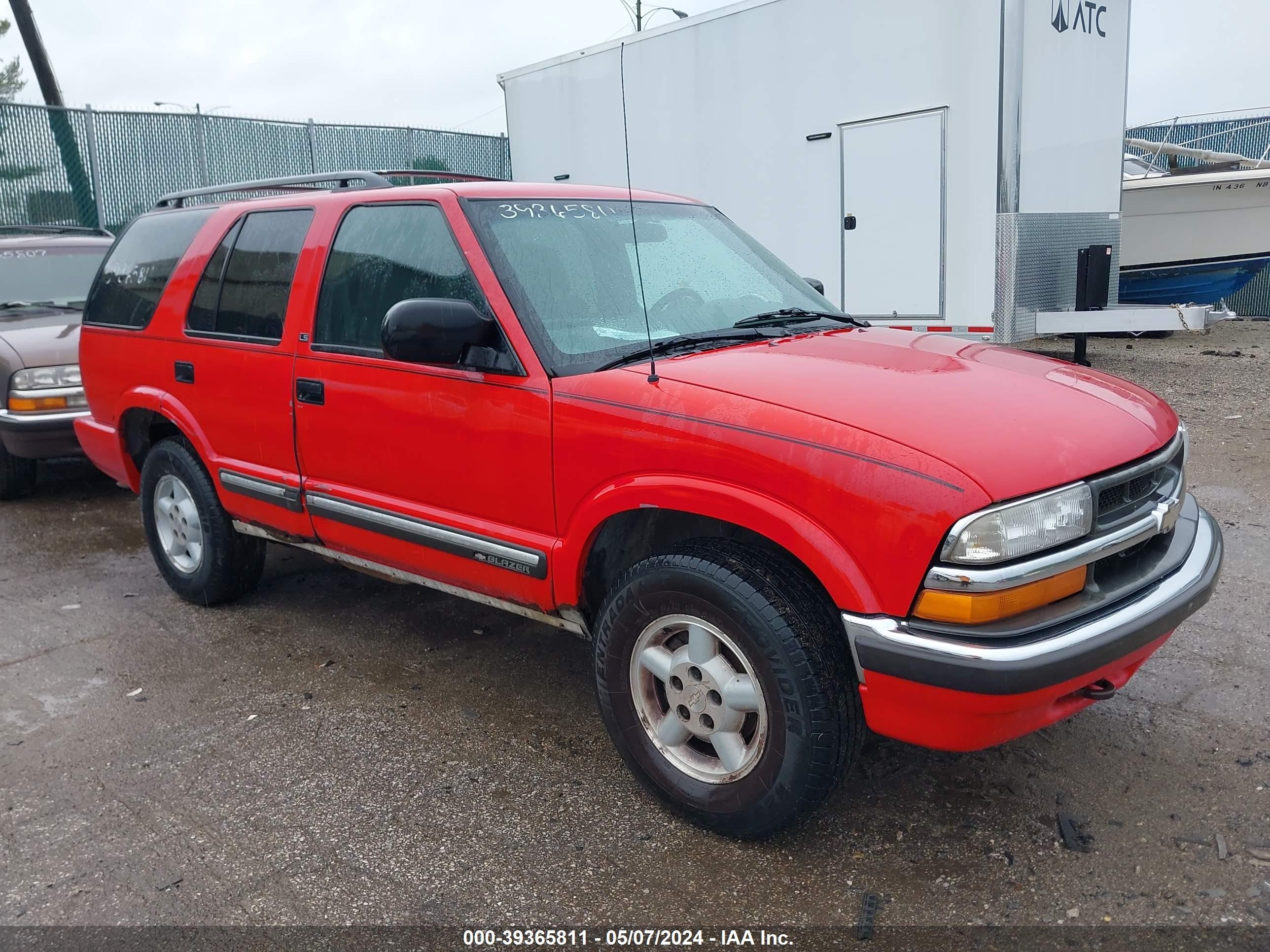 CHEVROLET BLAZER 2000 1gndt13w0y2402154