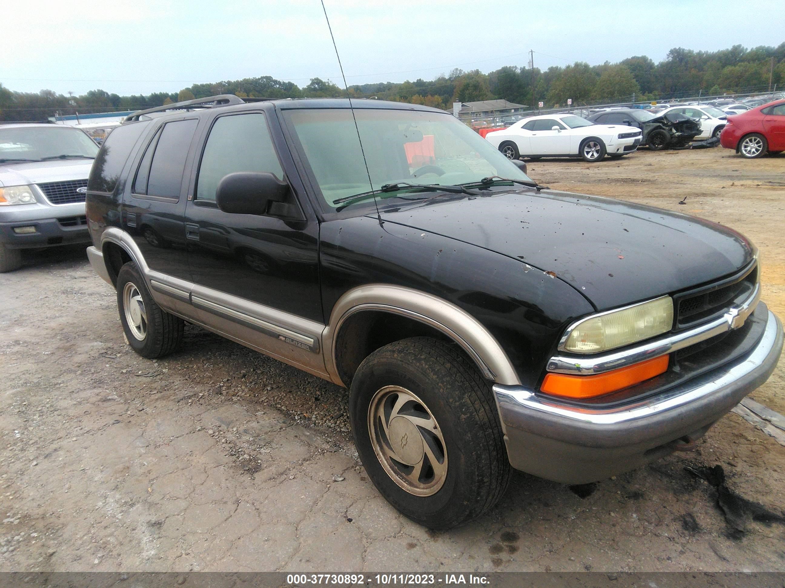 CHEVROLET BLAZER 2000 1gndt13w2y2243914