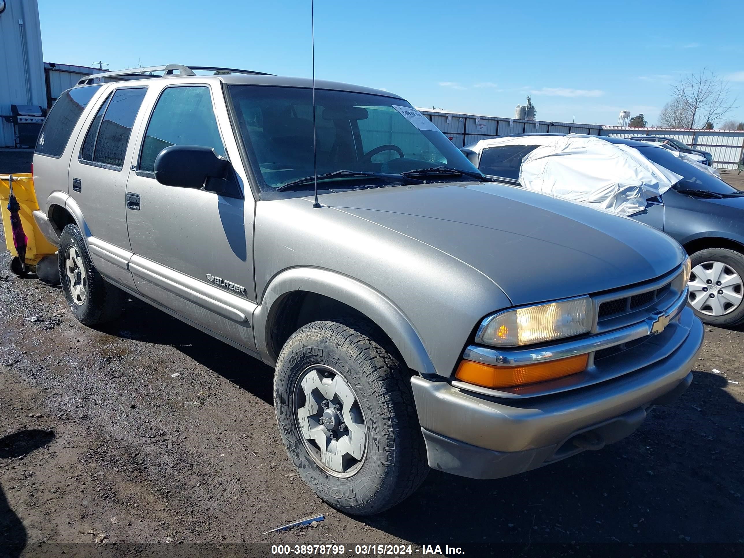 CHEVROLET BLAZER 2002 1gndt13wx2k190693