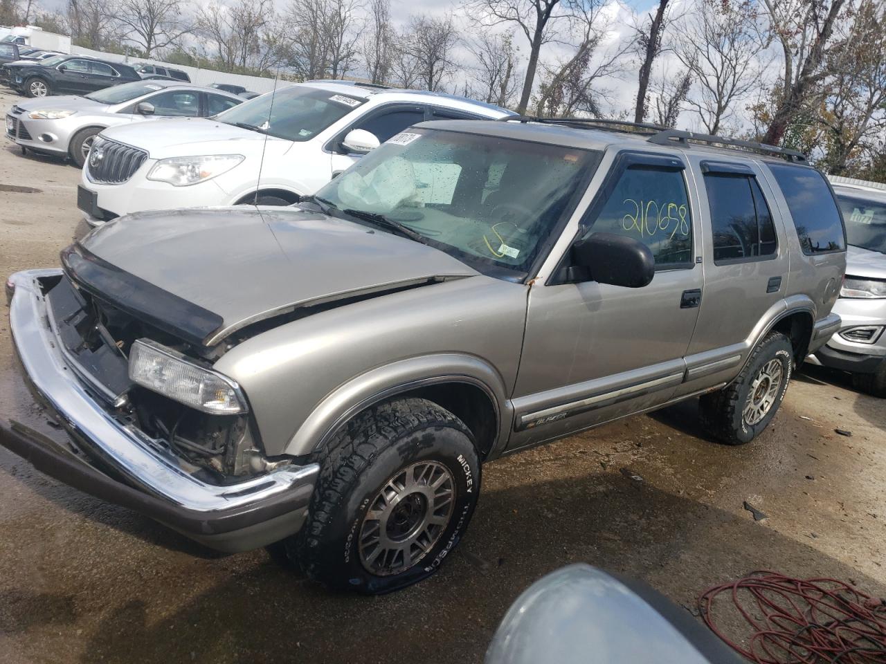 CHEVROLET BLAZER 1999 1gndt13wxx2189177