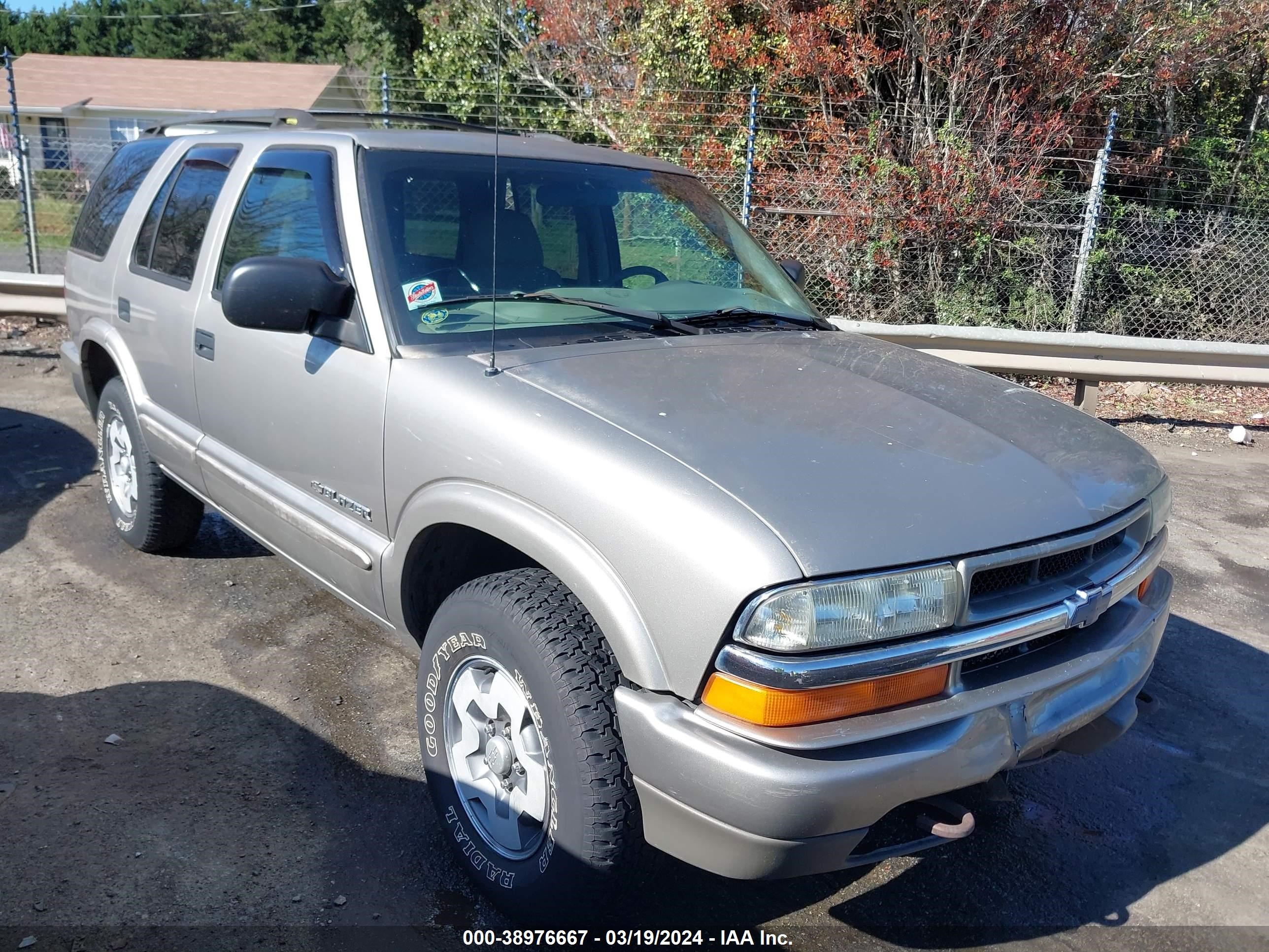 CHEVROLET BLAZER 2004 1gndt13x14k157352