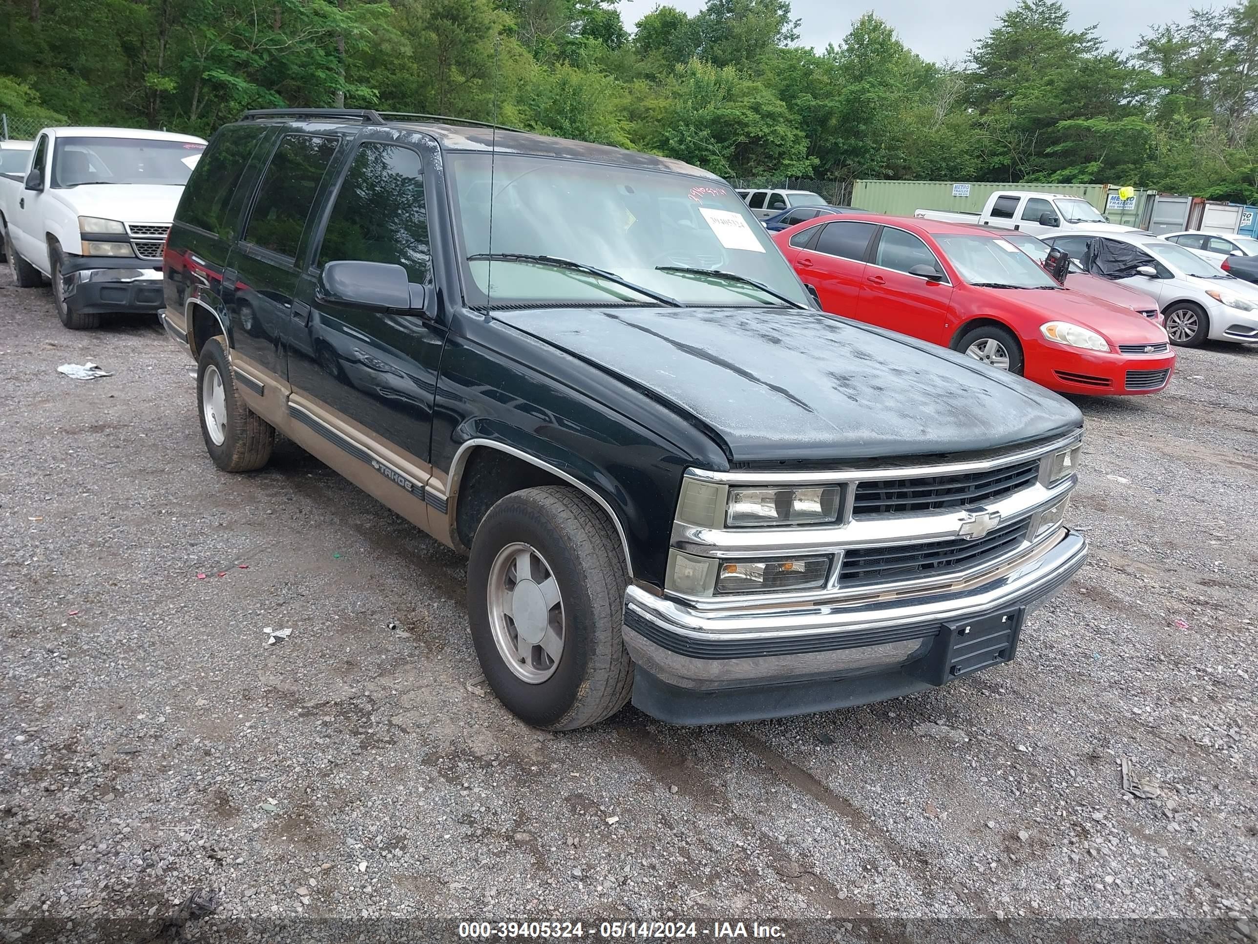 CHEVROLET TAHOE 1999 1gnec13r0xj328088