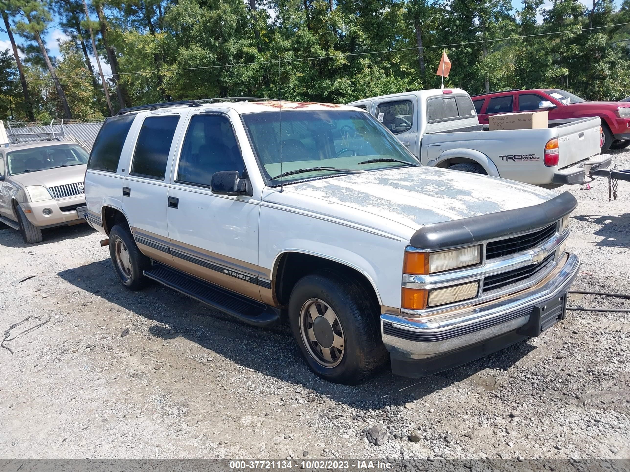 CHEVROLET TAHOE 1999 1gnec13r6xj519465