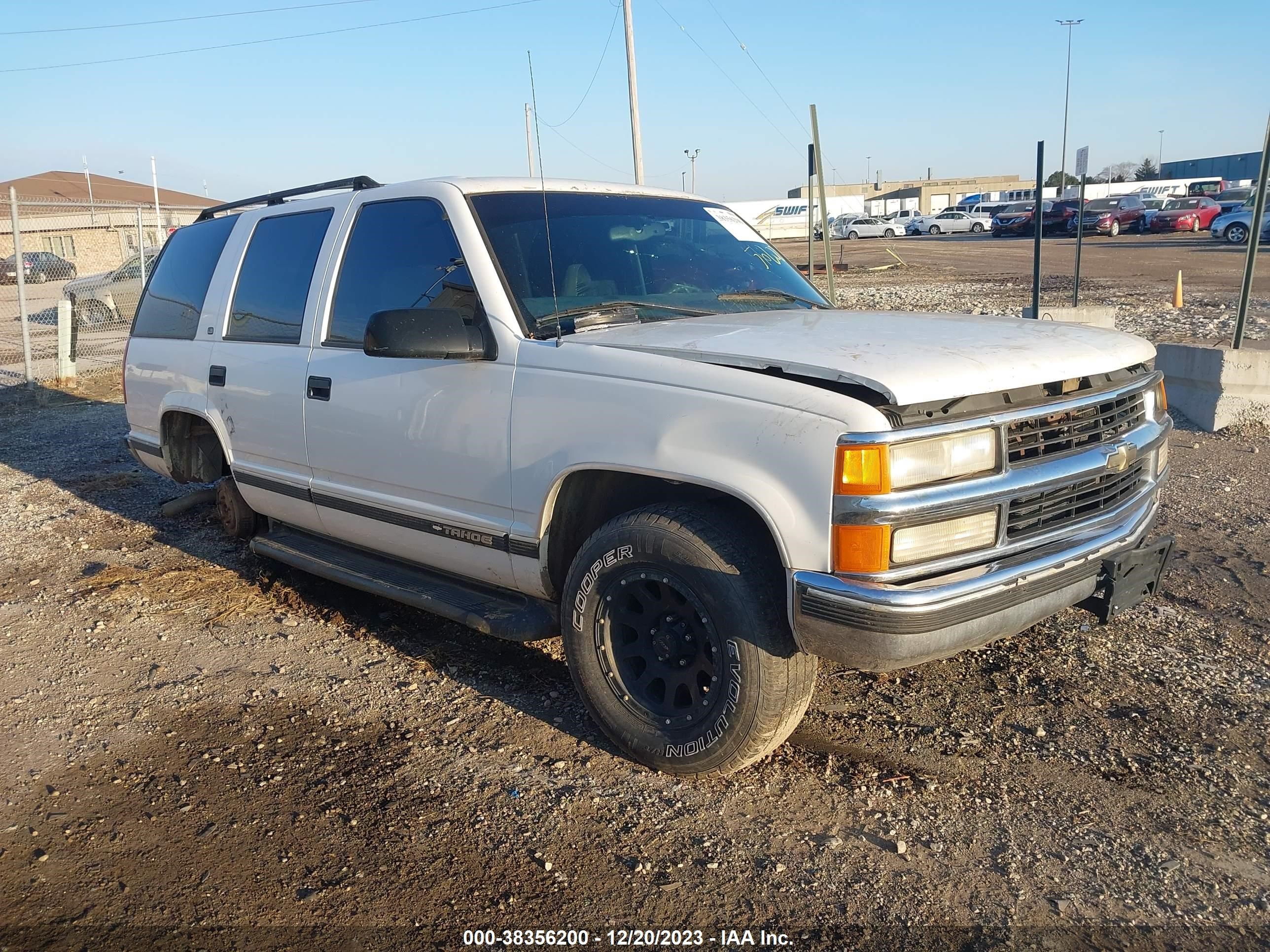 CHEVROLET TAHOE 1998 1gnec13r9wr101546