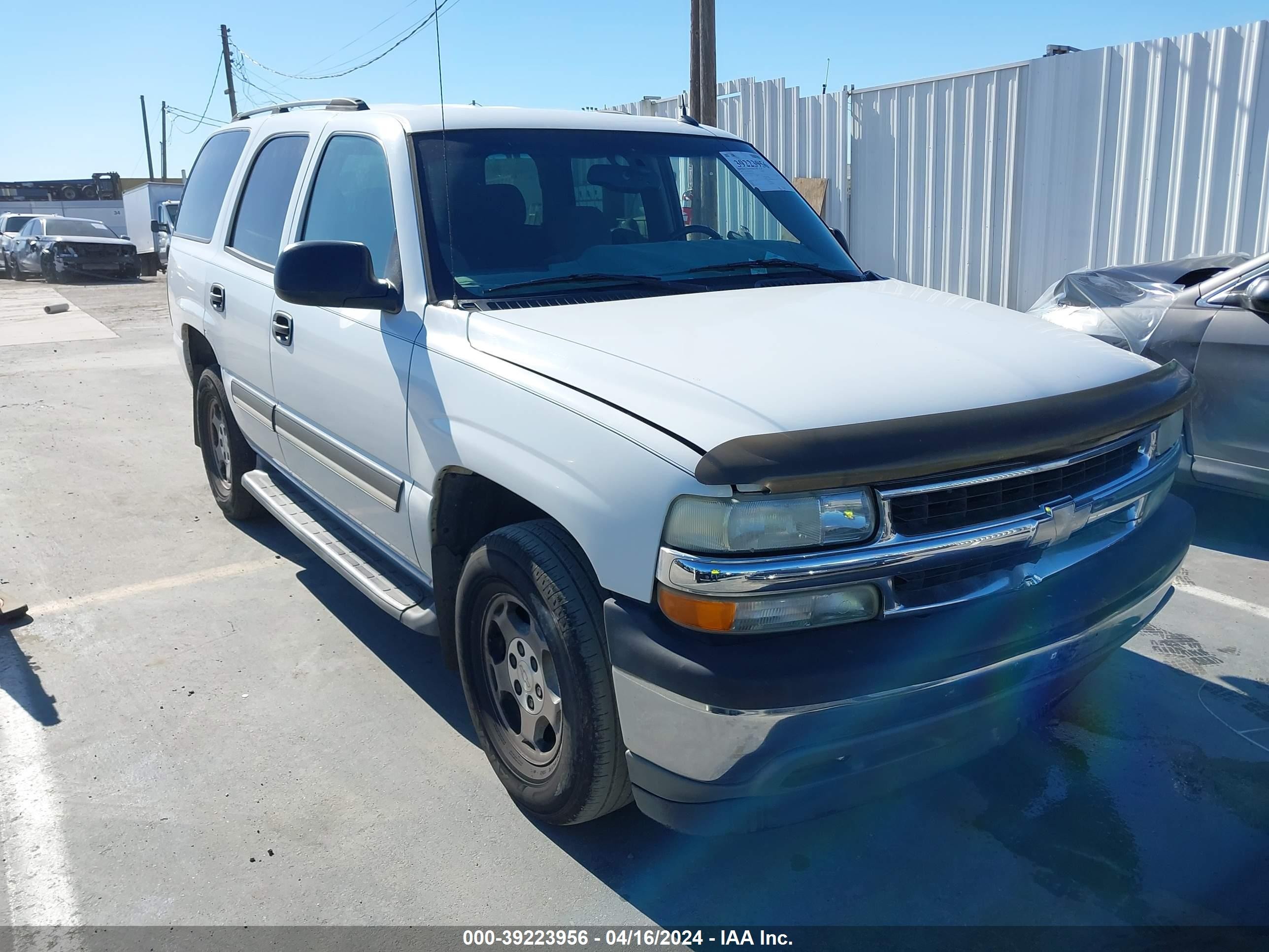 CHEVROLET TAHOE 2005 1gnec13t05j135092