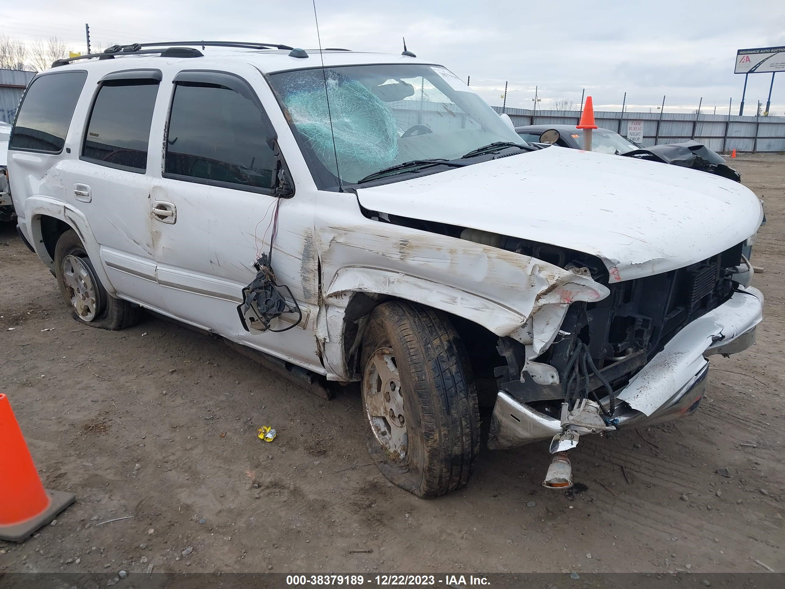 CHEVROLET TAHOE 2005 1gnec13t05r127074