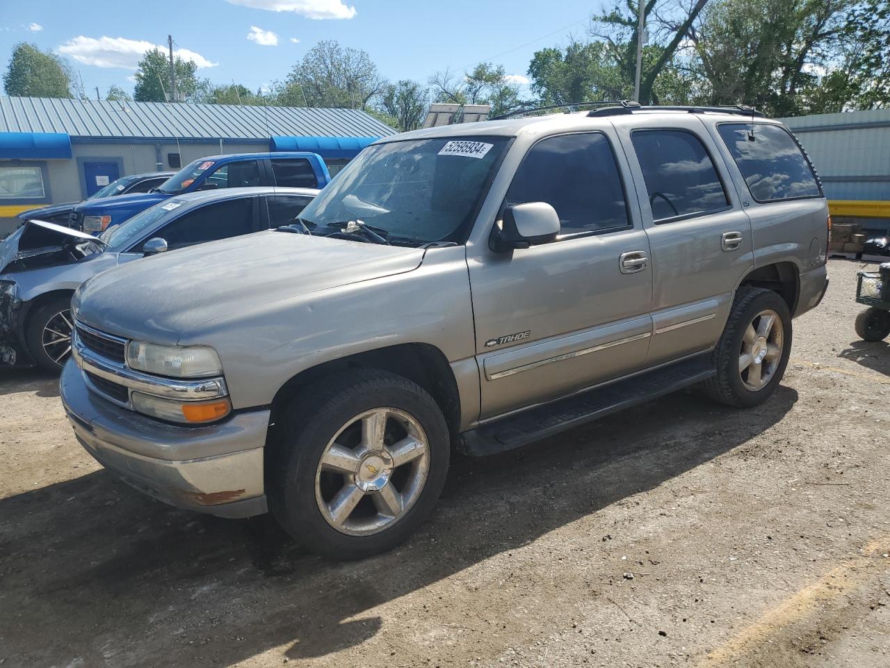 CHEVROLET TAHOE 2001 1gnec13t21j122077