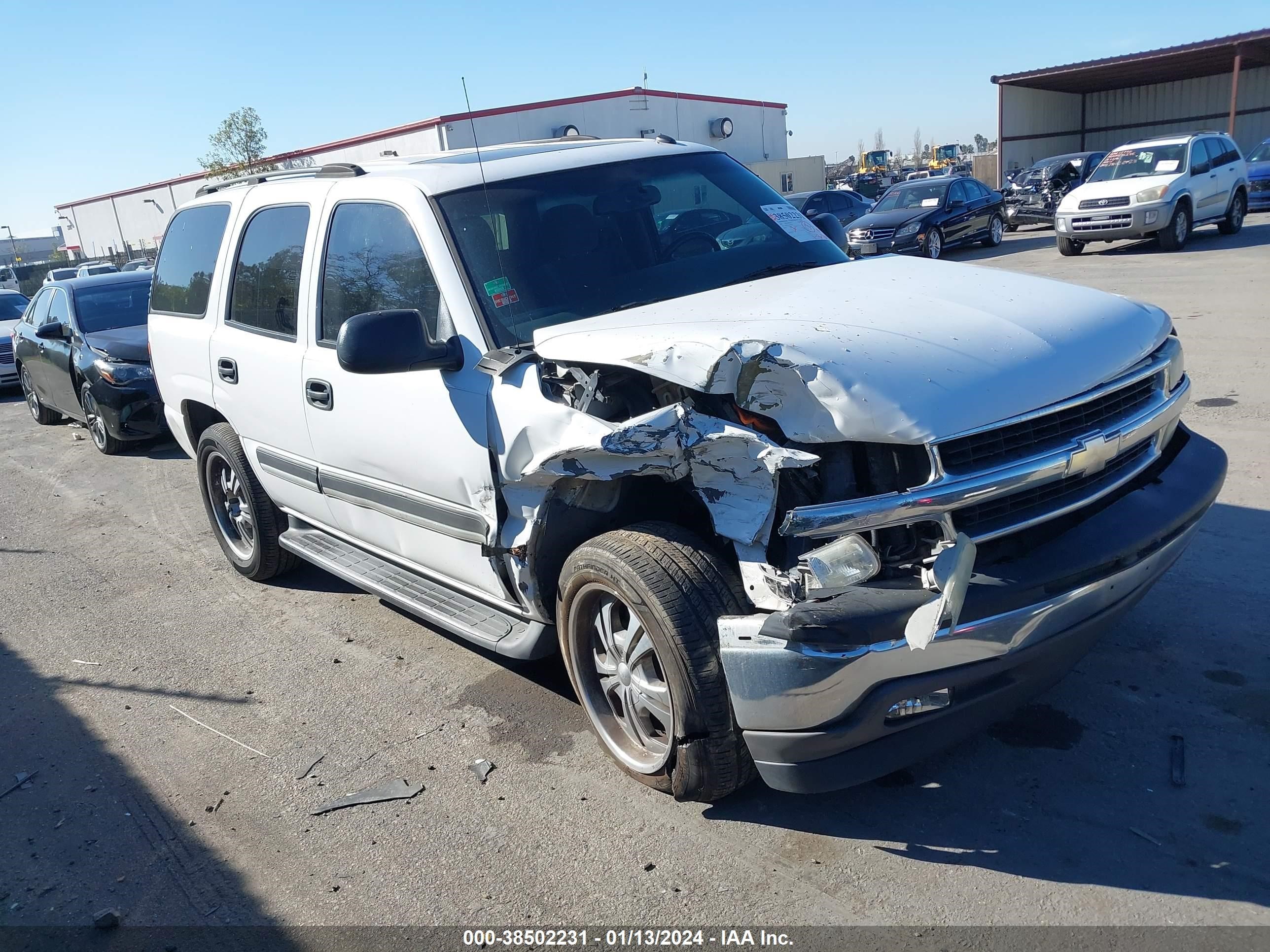 CHEVROLET TAHOE 2005 1gnec13t55r228952