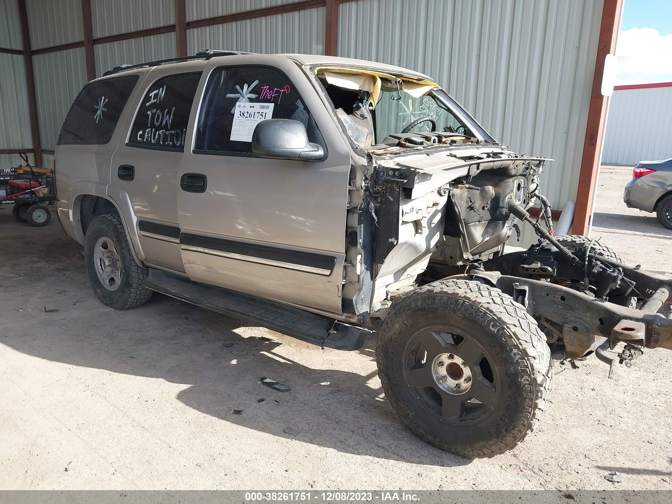 CHEVROLET TAHOE 2005 1gnec13t75r113074