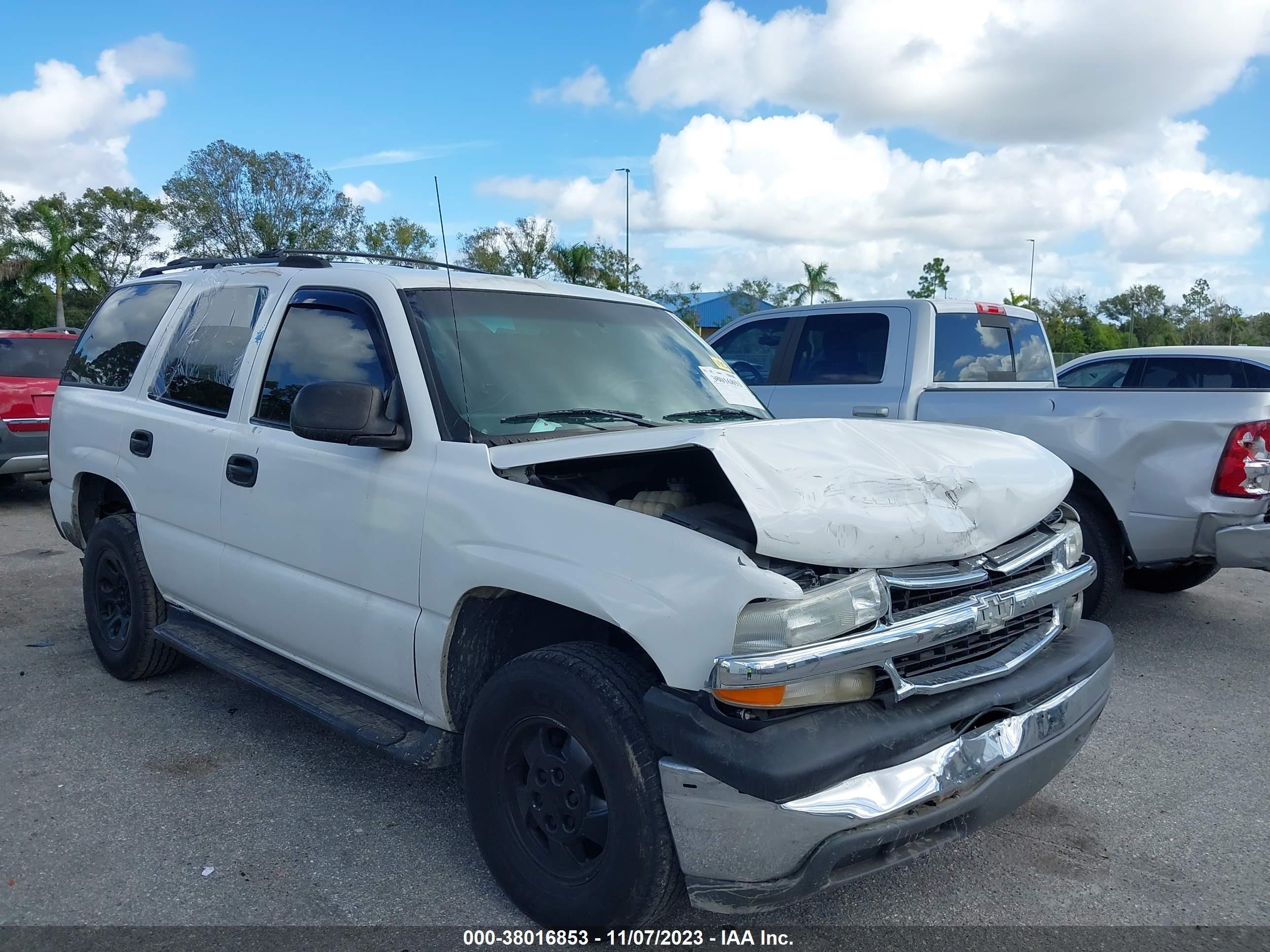 CHEVROLET TAHOE 2001 1gnec13t81r174105