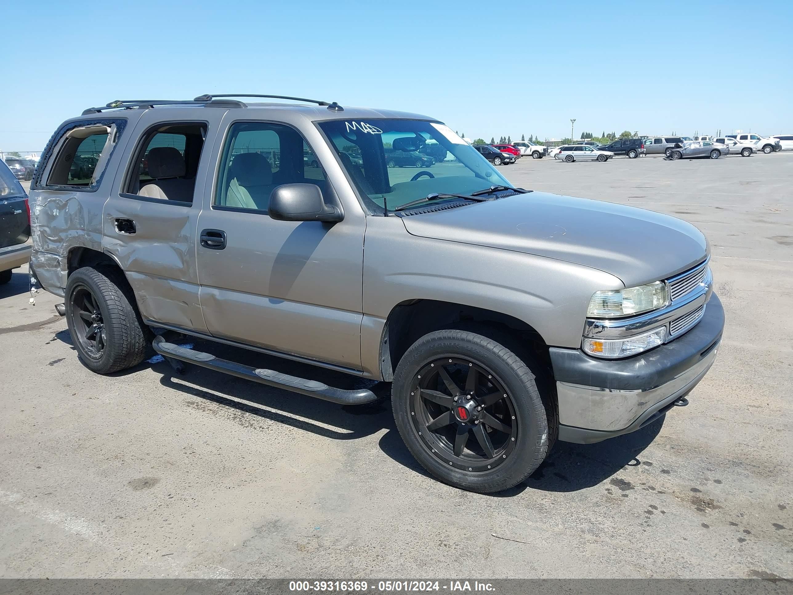 CHEVROLET TAHOE 2003 1gnec13t83r140992