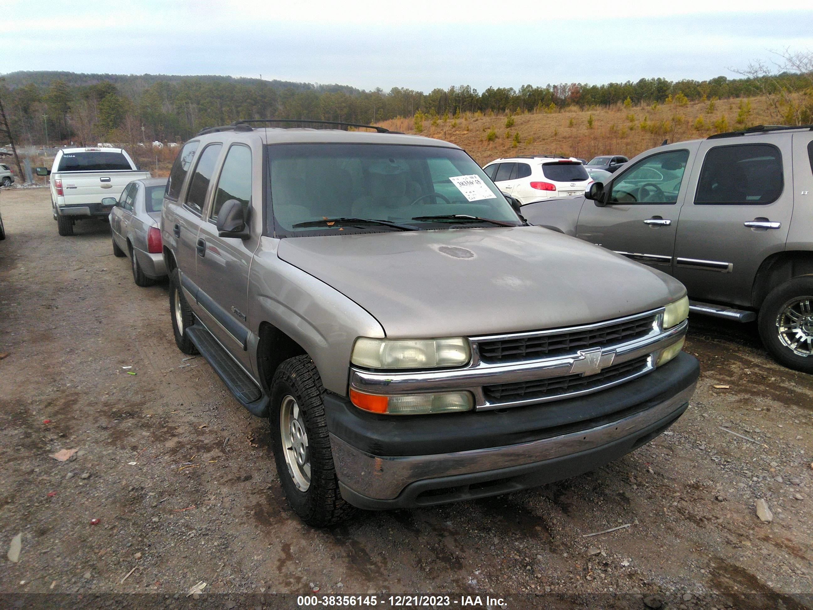 CHEVROLET TAHOE 2003 1gnec13v03j129274