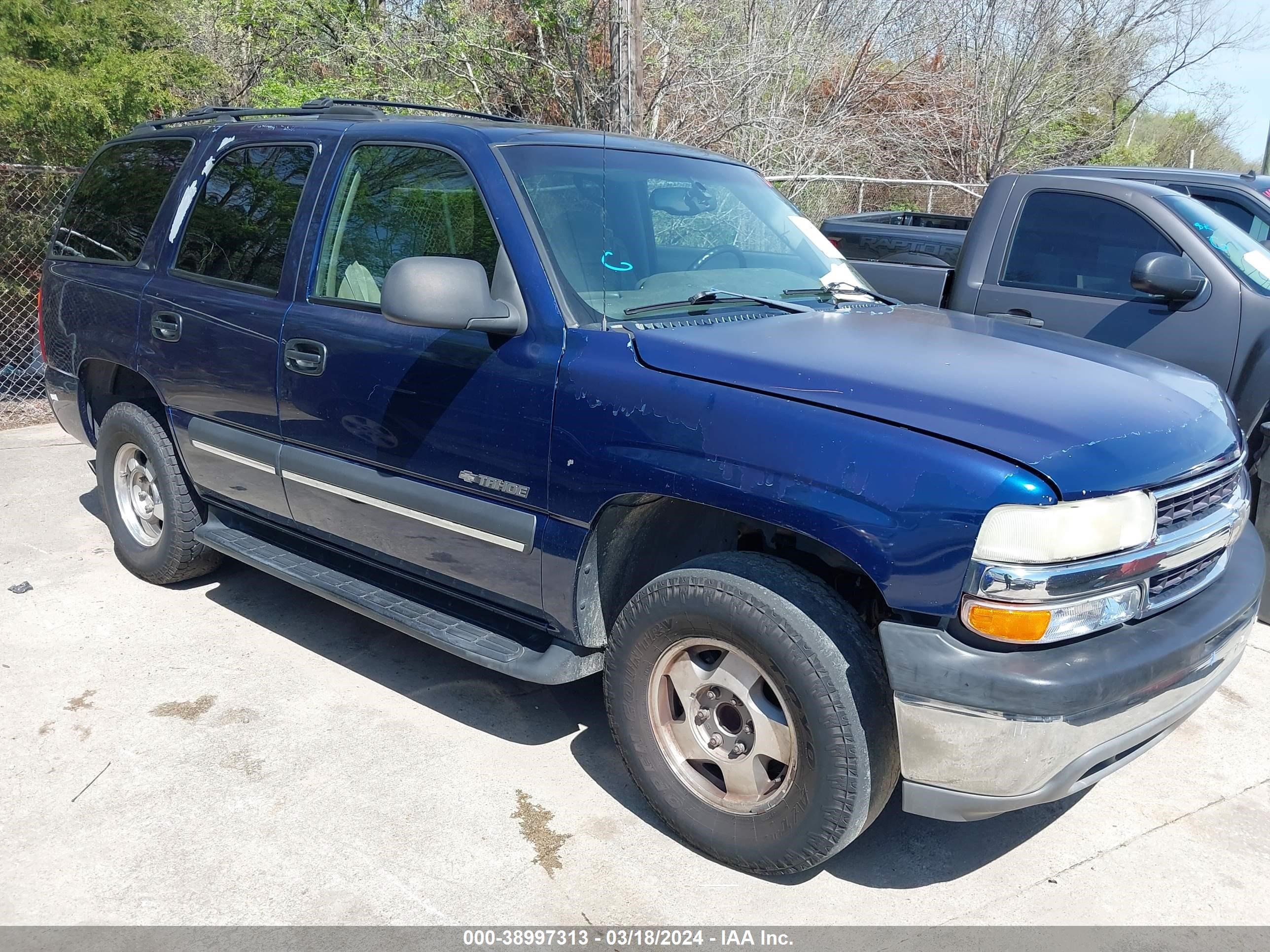 CHEVROLET TAHOE 2003 1gnec13v13r157828