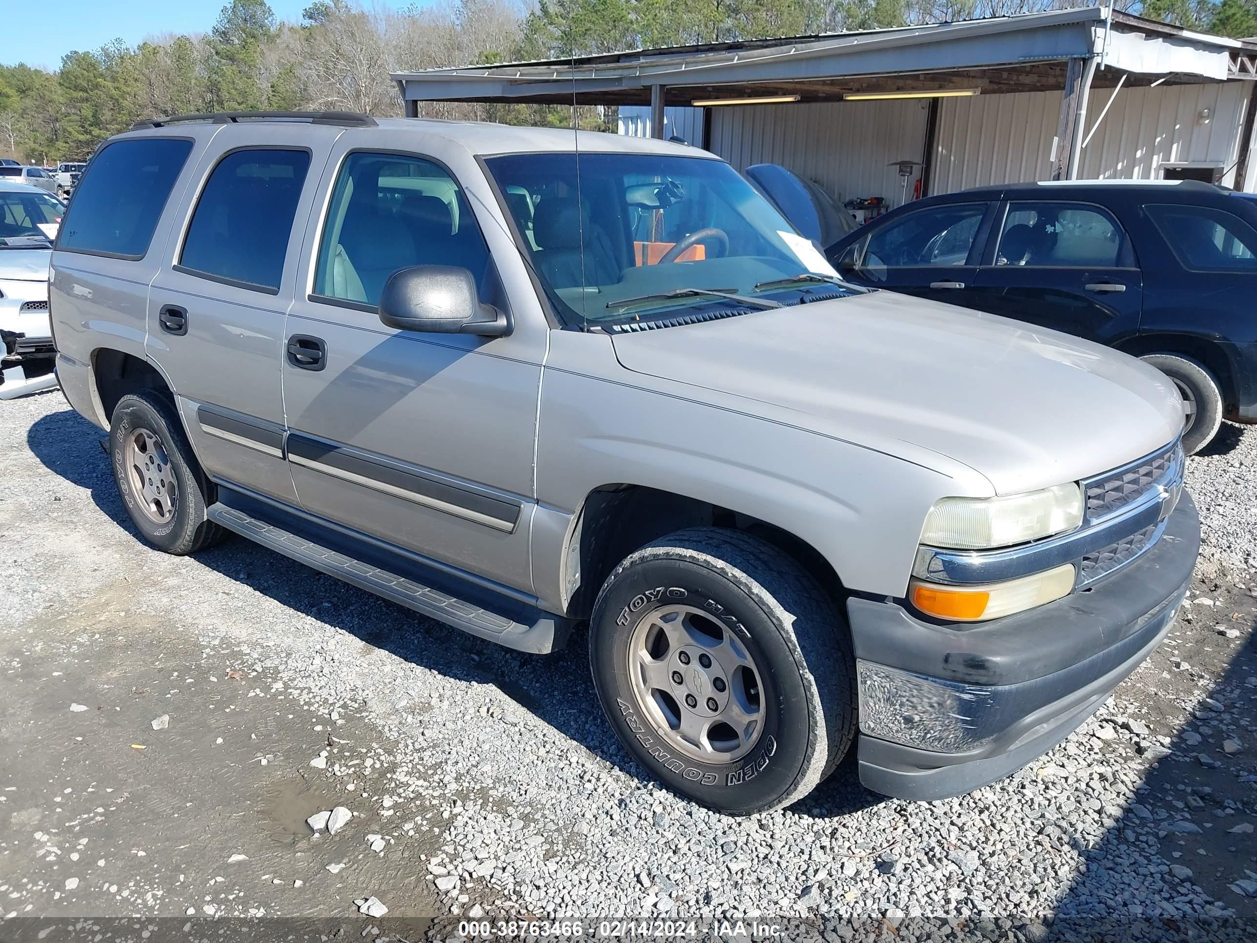 CHEVROLET TAHOE 2005 1gnec13v15r129725