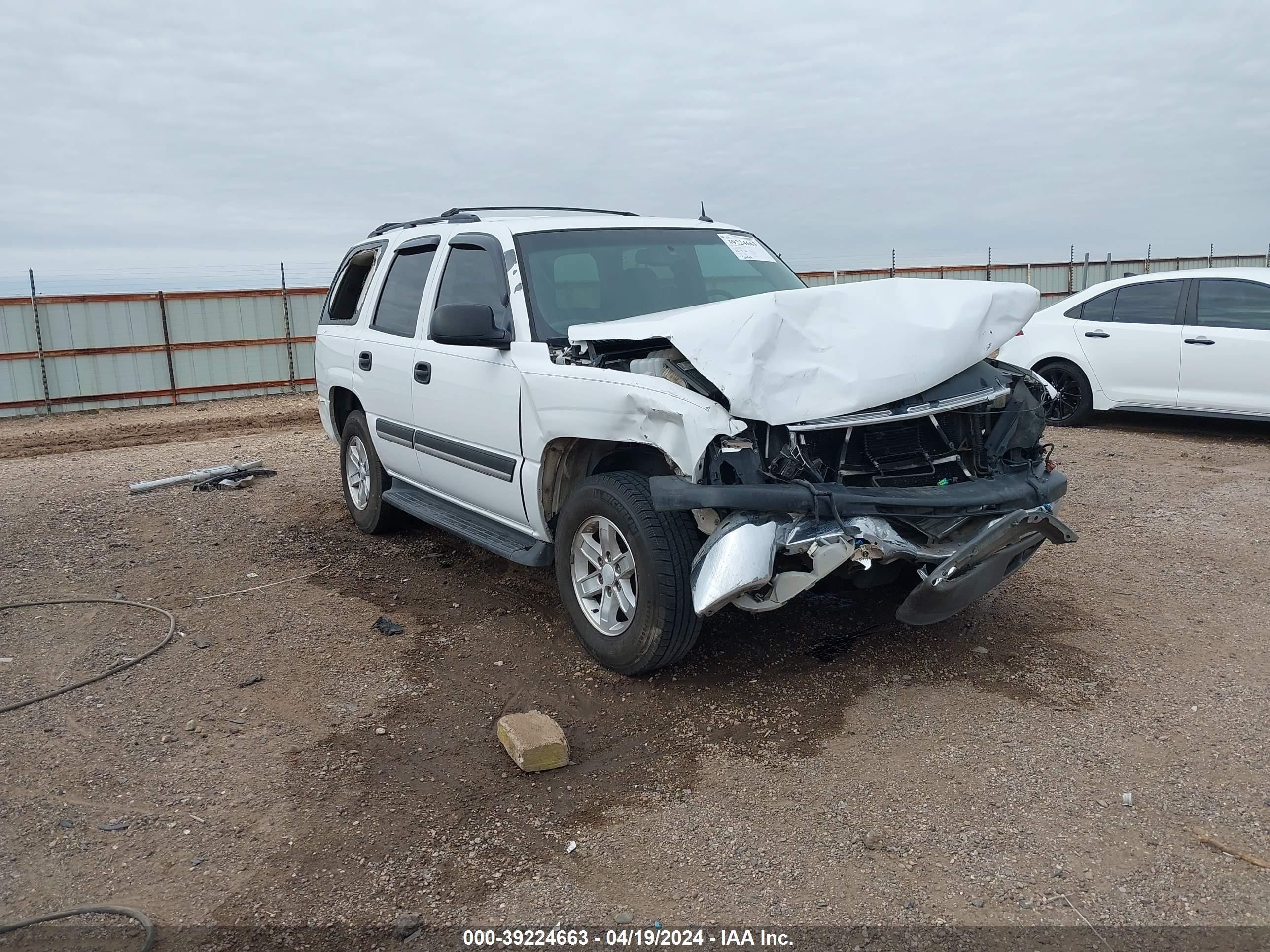 CHEVROLET TAHOE 2005 1gnec13v25r269959