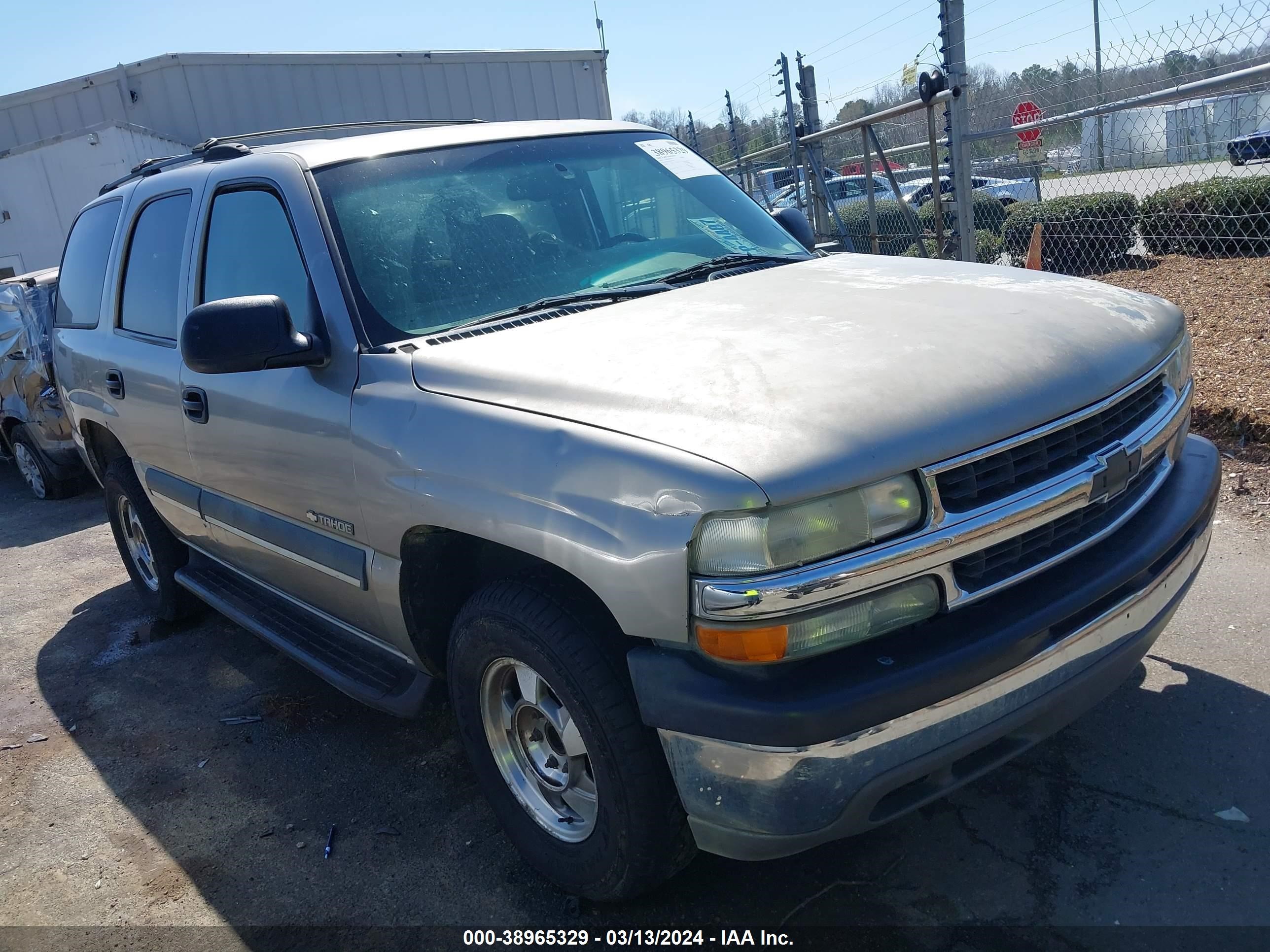 CHEVROLET TAHOE 2003 1gnec13v43r207556