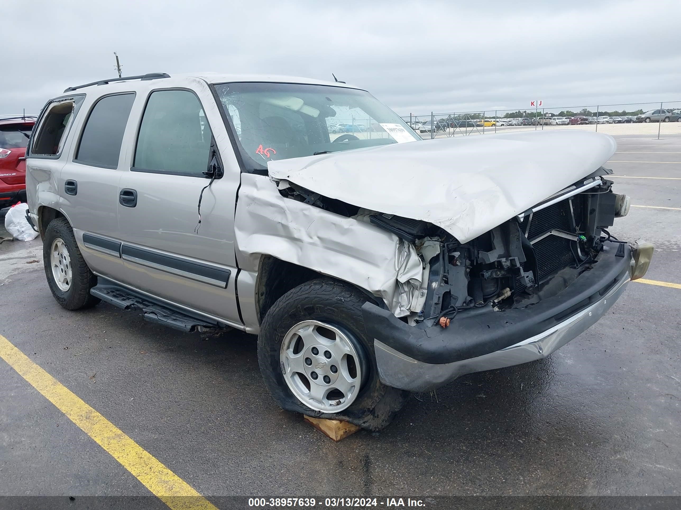 CHEVROLET TAHOE 2005 1gnec13v45r258929