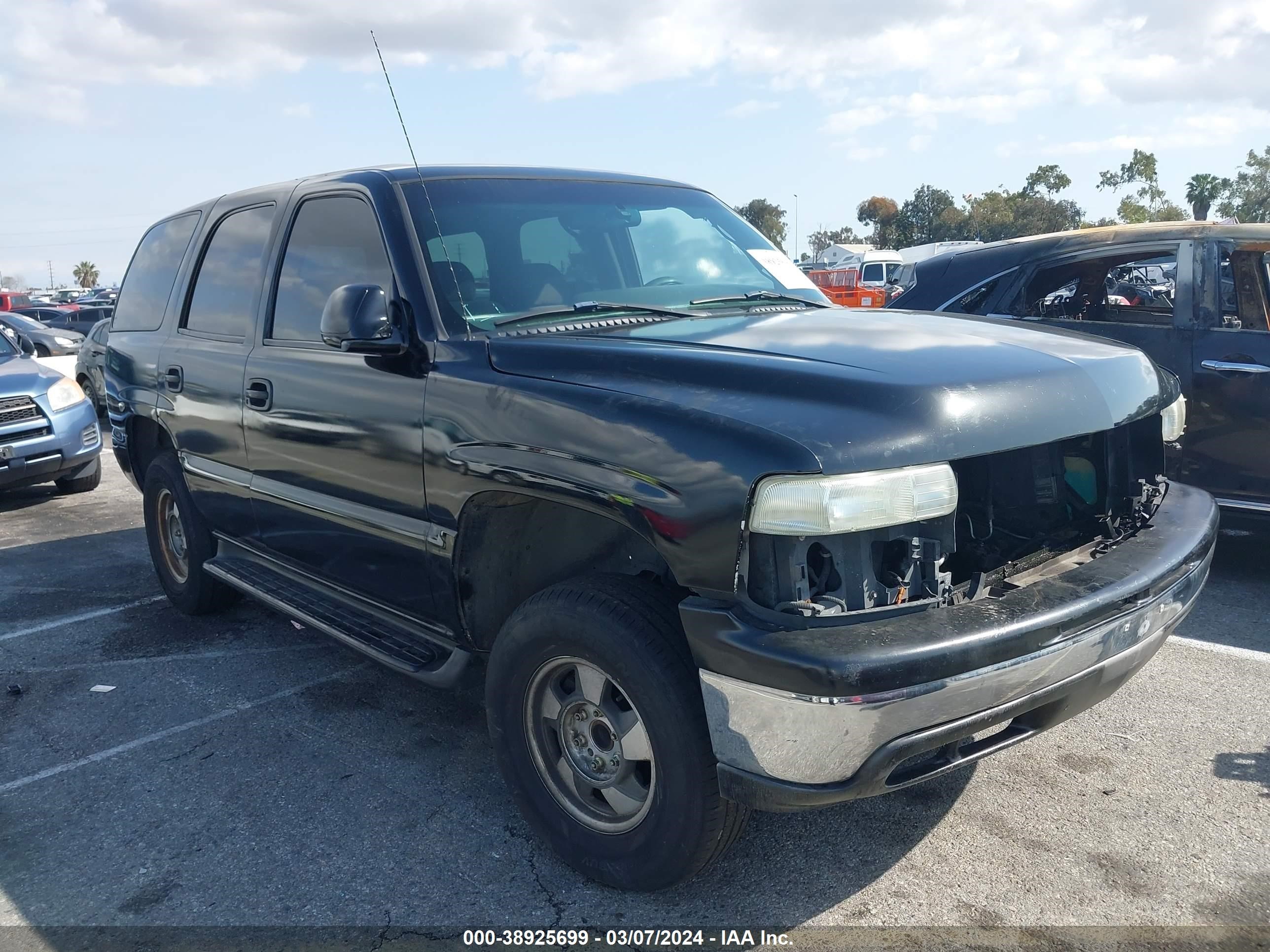 CHEVROLET TAHOE 2002 1gnec13v52r200484