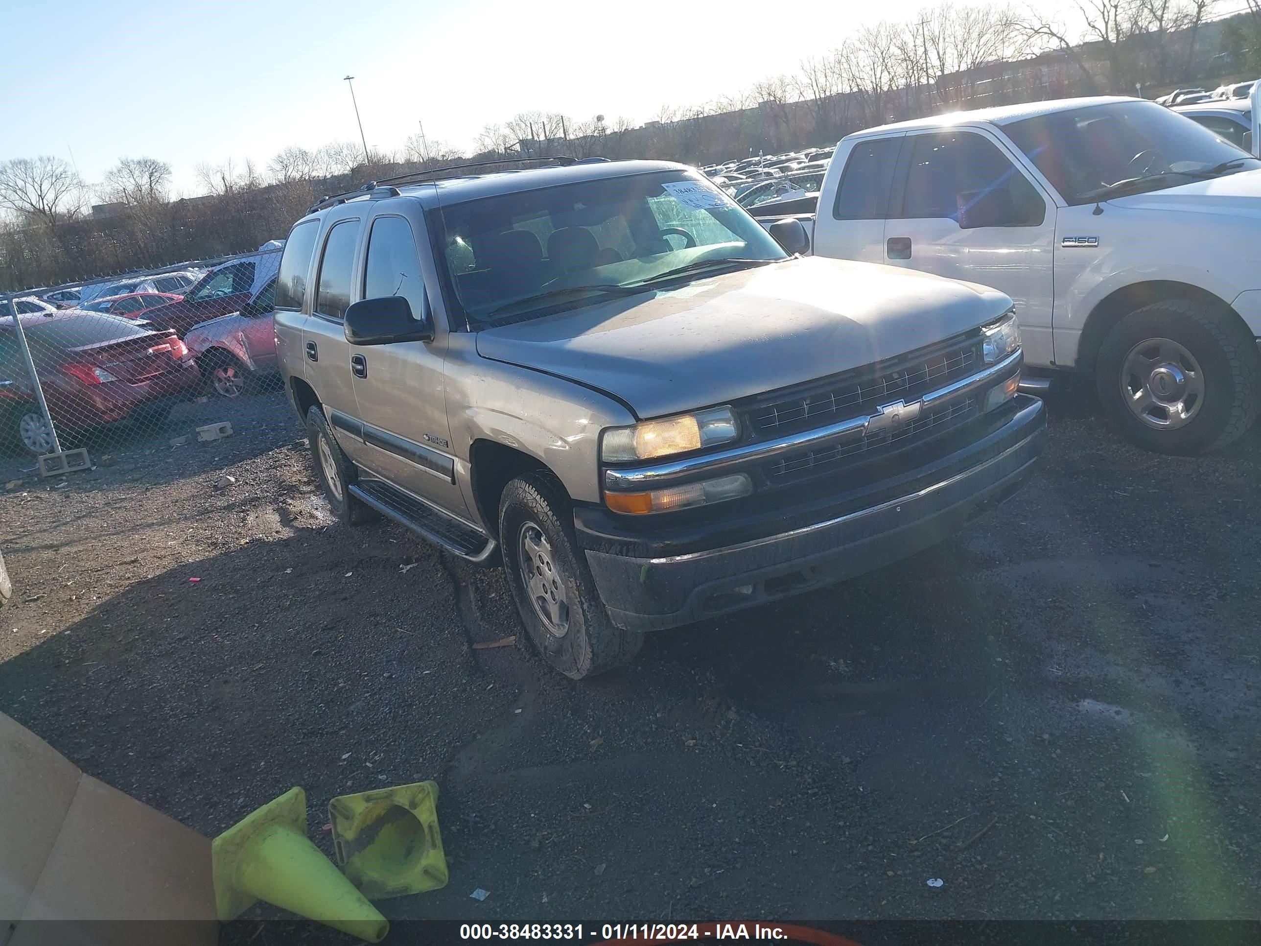 CHEVROLET TAHOE 2002 1gnec13v72j262905